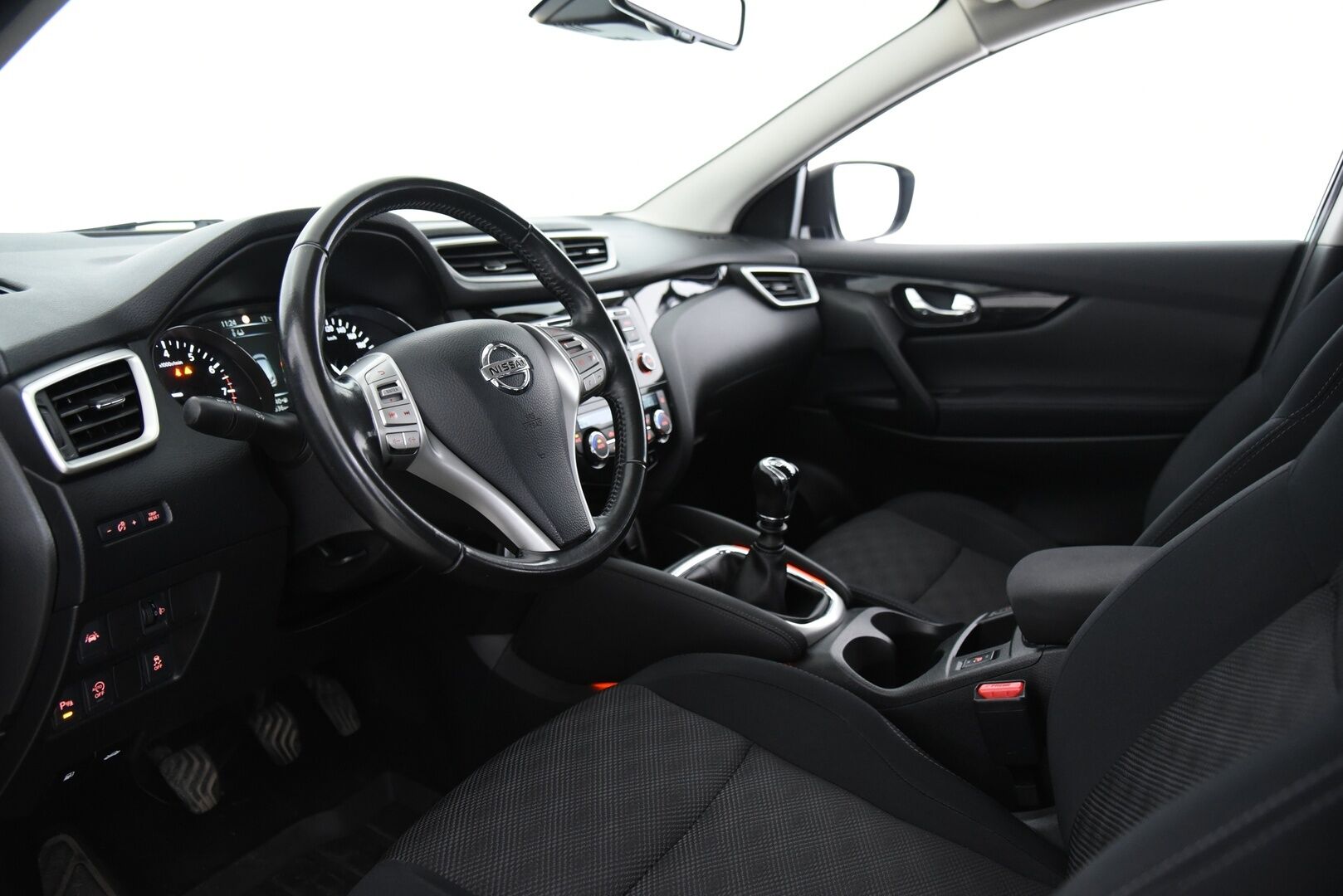 Nissan Qashqai 2015 DIG-T 163 Acenta 2WD 6M/T E6 Safety Pack / P-Tutkat / Vetokoukku / Lohko + sis. pistoke / Bluetooth - Suomi-Auto hyvällä huoltohistorialla! - HULLUT JOULUT KORKOTARJOUS 2,49% 