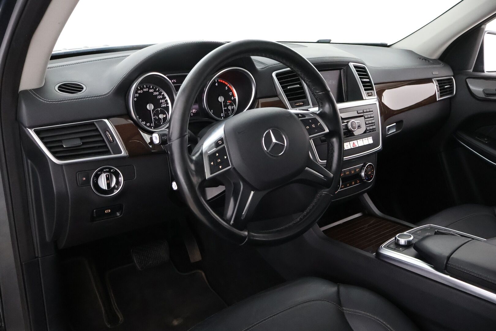 Mercedes-Benz GL 2014 350 BlueTec 4Matic - MYYNNISSÄ HUUTOKAUPAT.COM!!