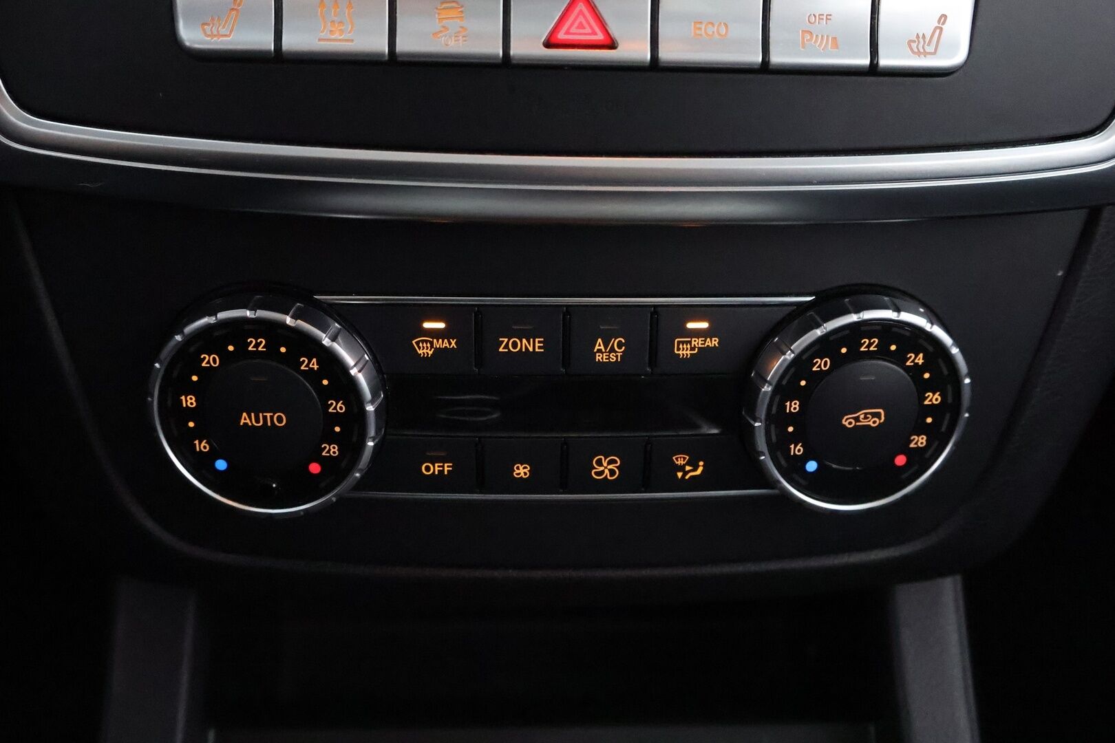 Mercedes-Benz GL 2014 350 BlueTec 4Matic - MYYNNISSÄ HUUTOKAUPAT.COM!!
