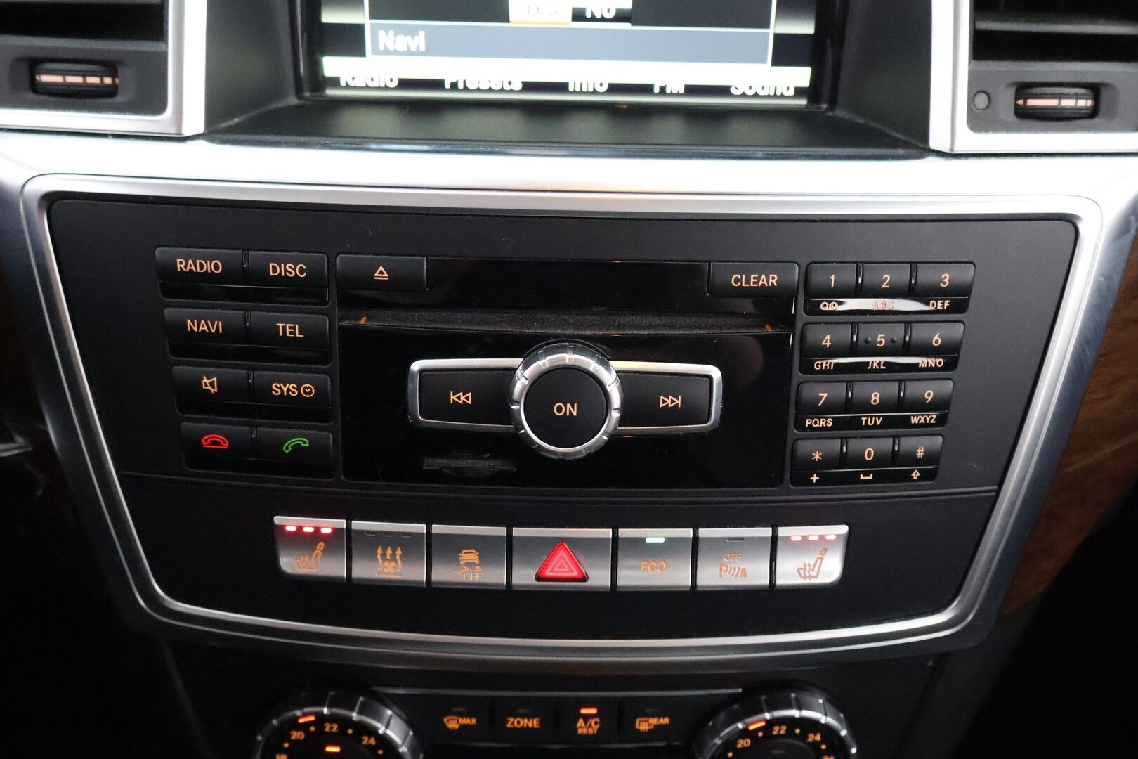 Mercedes-Benz GL 2014 350 BlueTec 4Matic - MYYNNISSÄ HUUTOKAUPAT.COM!!
