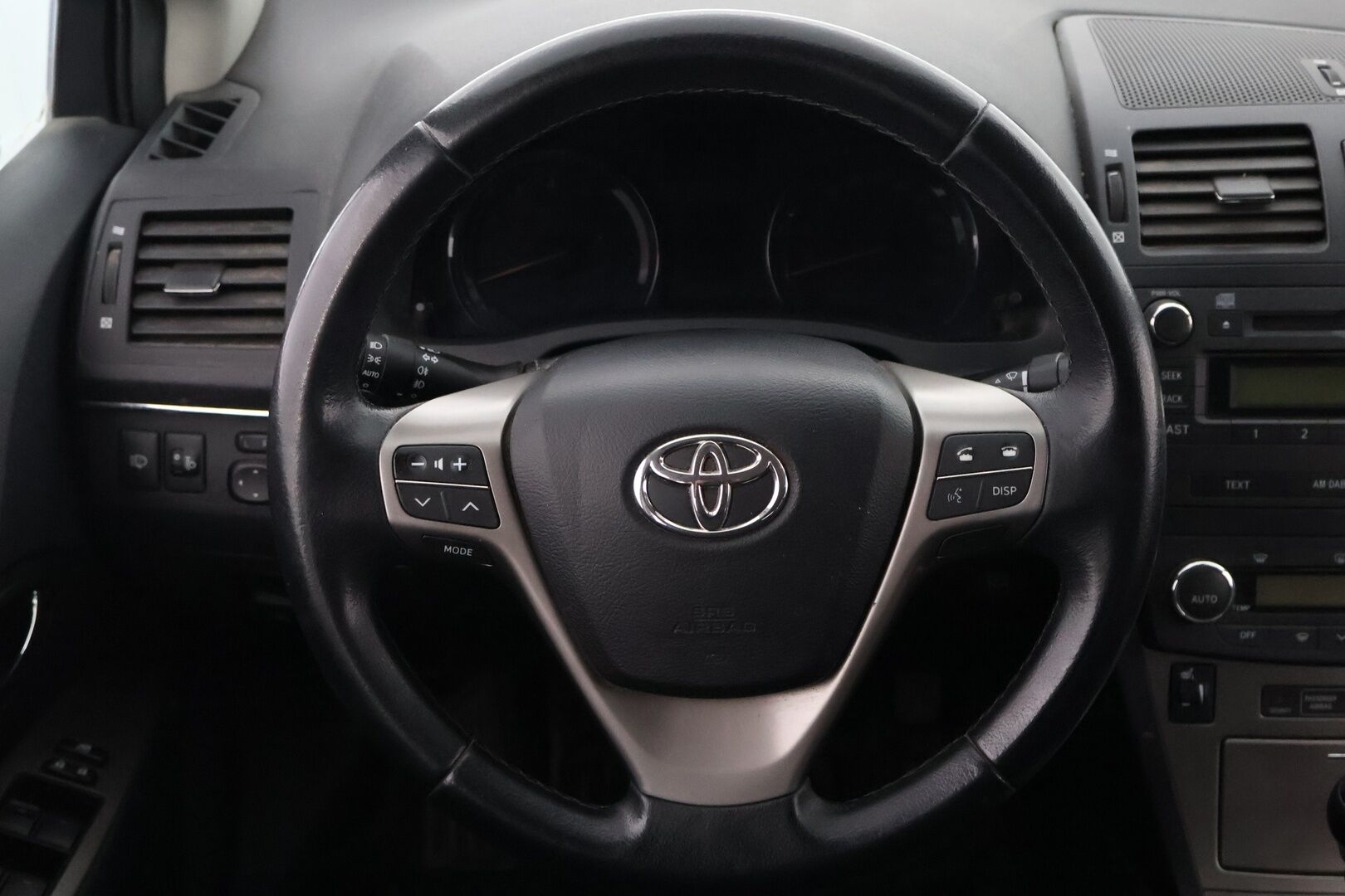 Toyota Avensis 2010 1,6 Valvematic Linea Sol 4ov *MYYDÄÄN HUUTOKAUPAT.COM*