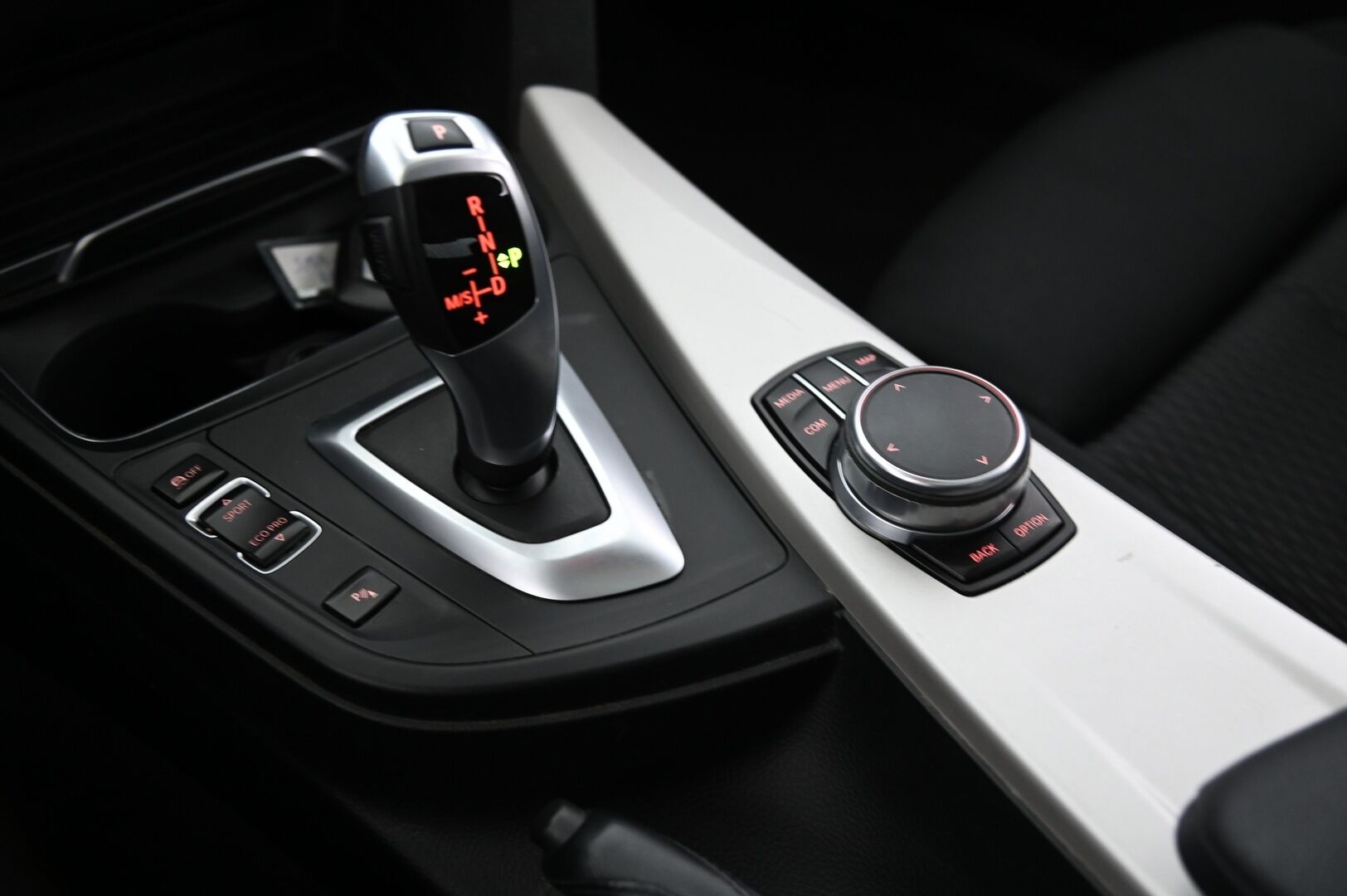 BMW 420 2017 F36 Gran Coupe 420i A xDrive Edition LCI *Suomi-Auto / ACC / HUD / Navi / Lasikattoluukku / Urheiluistumet* - *Juuri saapunut! / Lohko / Kessy / 2X renkaat*