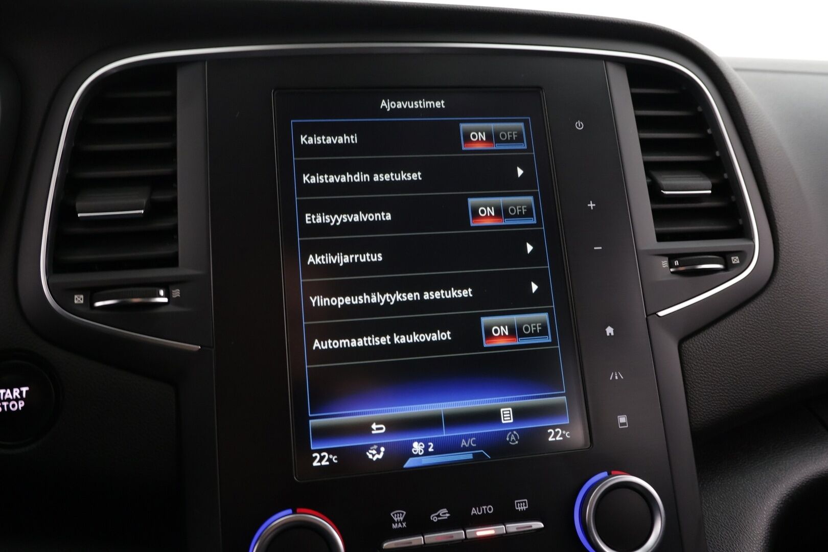 Renault Megane 2017 Sport Tourer Energy TCe 130 Bose / Suomi-auto / Bose / Avaimeton kulku / Navi / Hieronta