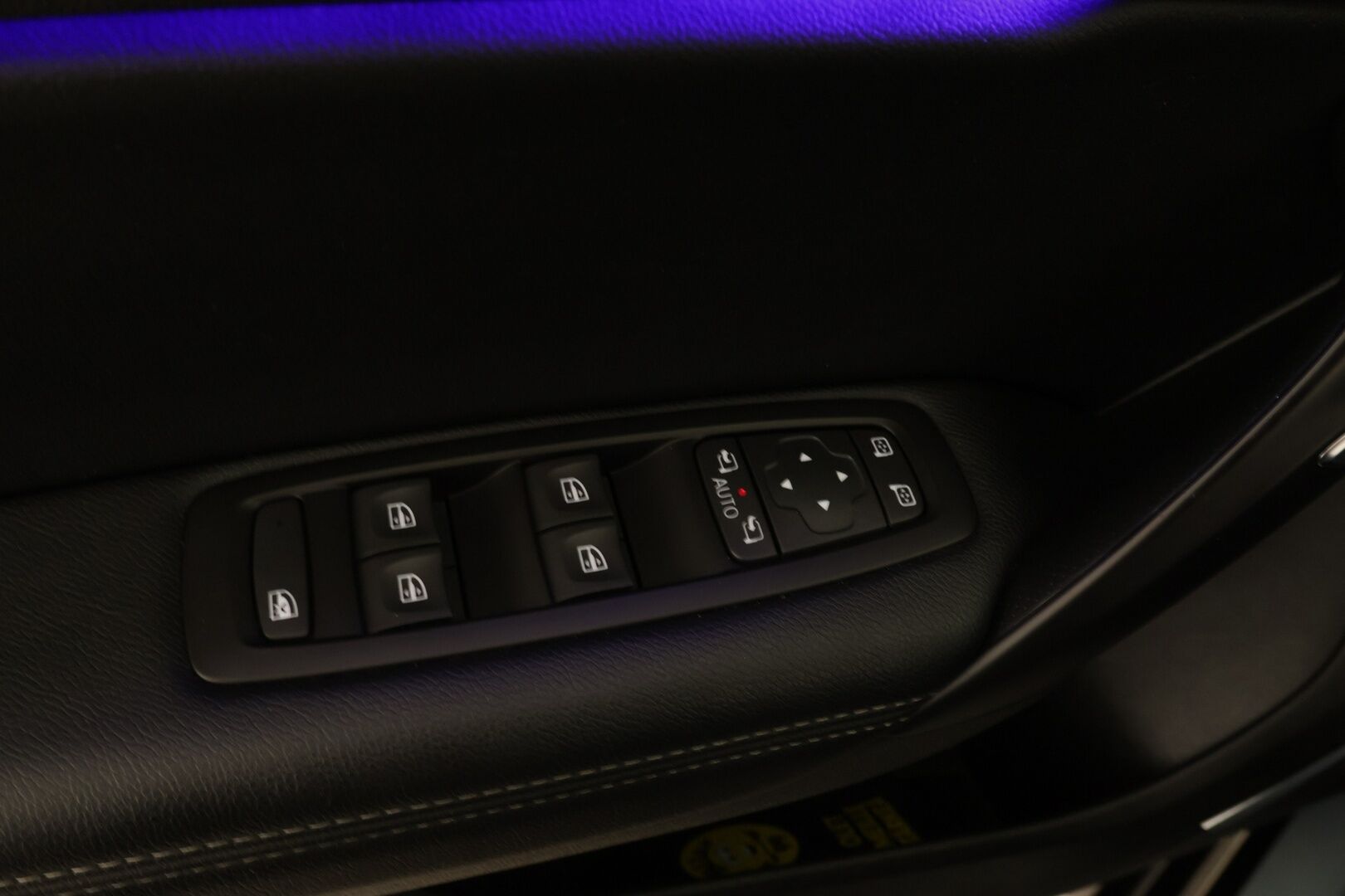 Renault Megane 2017 Sport Tourer Energy TCe 130 Bose / Suomi-auto / Bose / Avaimeton kulku / Navi / Hieronta