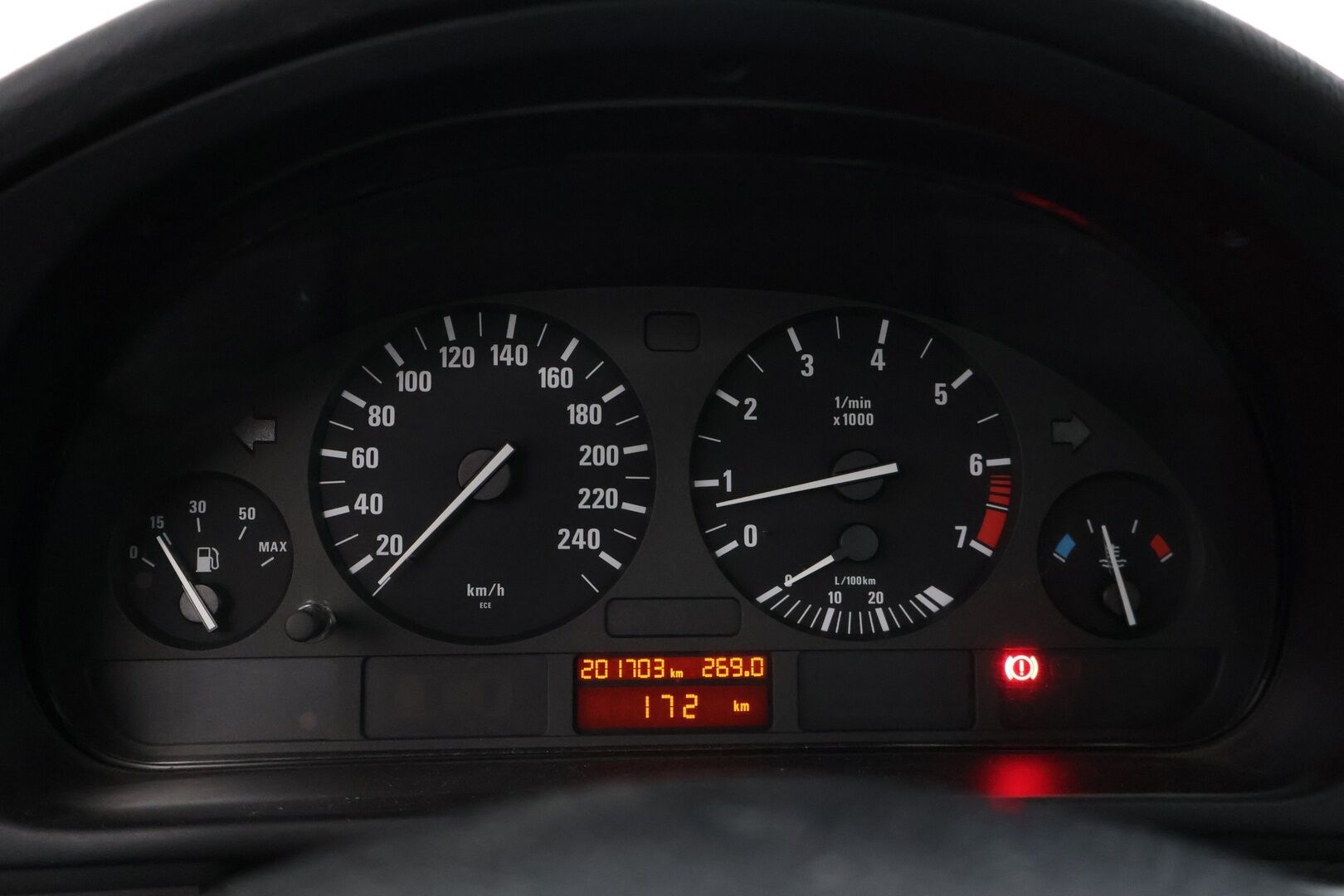 BMW 530 2001 530i Sedan (AA) 4ov 2970cm3 - * Myydään Huutokaupat.com * 
