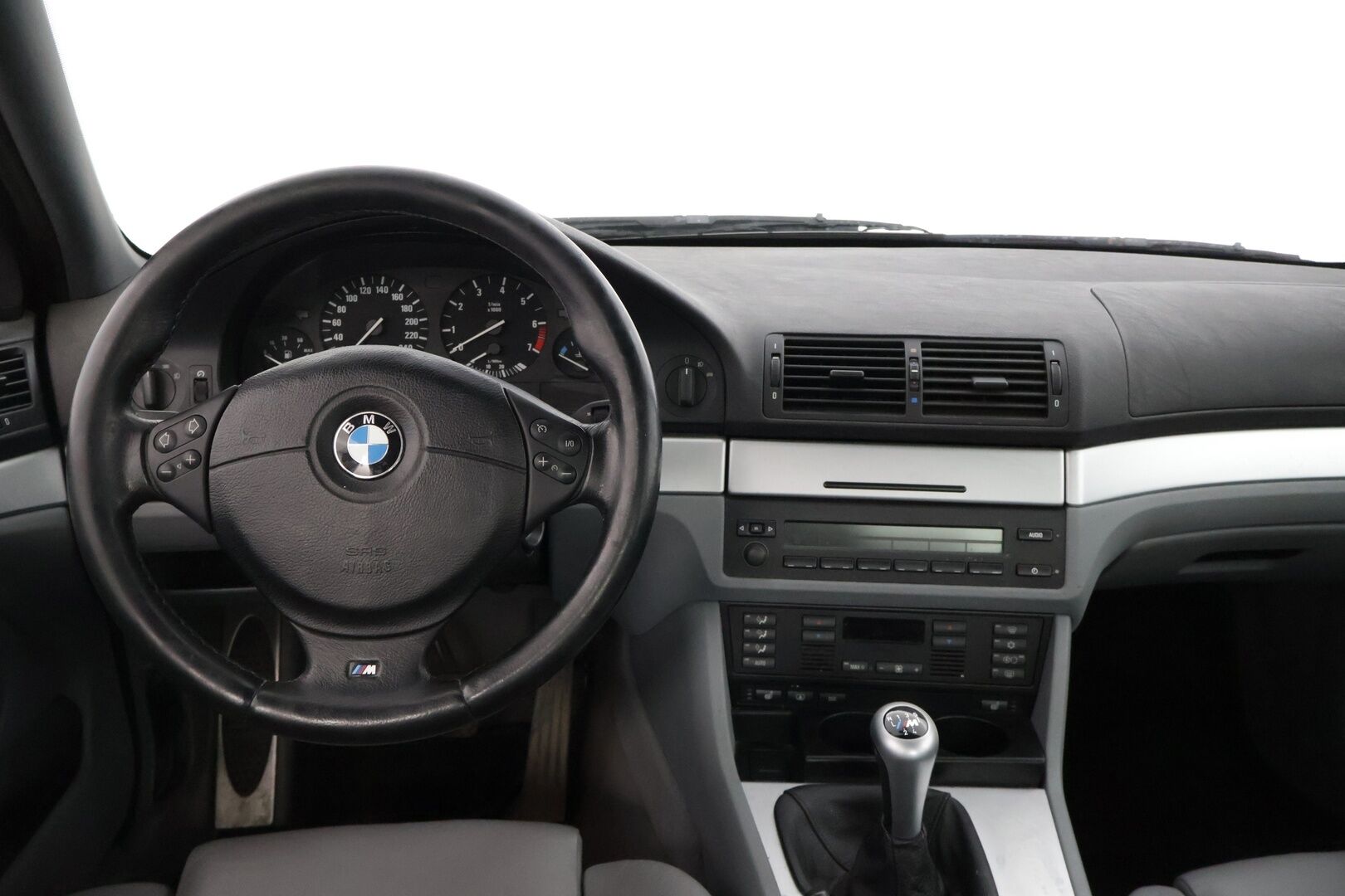BMW 530 2001 530i Sedan (AA) 4ov 2970cm3 - * Myydään Huutokaupat.com * 