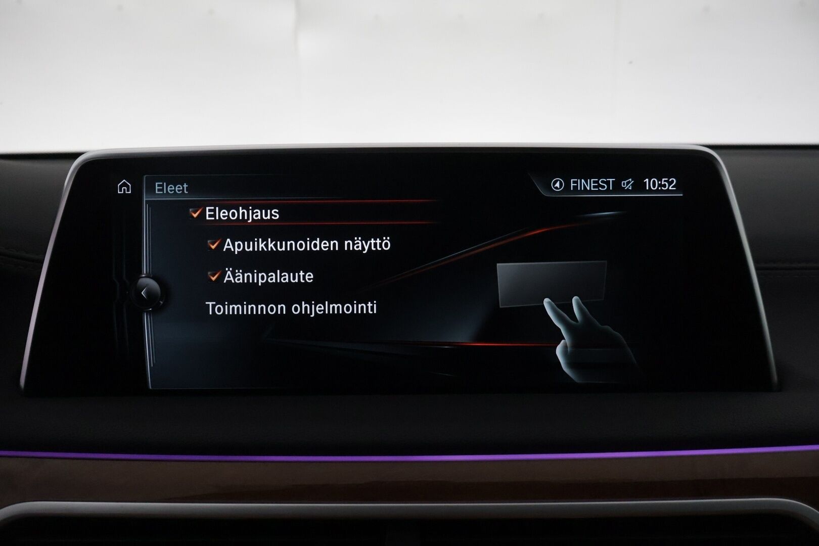 BMW 740 2017 G12 Sedan 740Le iPerformance A xDrive Business Exclusive - Suomi-auto | DAP | Adapt. vakkari | Laser | 360°-kamera | HUD | H&K | 4-pyöräohjaus | Imu-ovet | Panorama | Comfort penkit muistilla | 2x renkaat