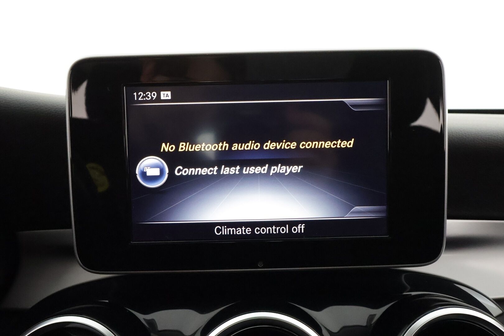 Mercedes-Benz C 2017 200 T Edition 4MATIC * Suomi-auto / ILS-LED / Sportpenkit / P.Tutkat / Vakkari / Bluetooth / Sisätilanlämmitin * - Kahdet renkaat - HULLU BLACKWEEK KORKOTARJOUS 2,49%