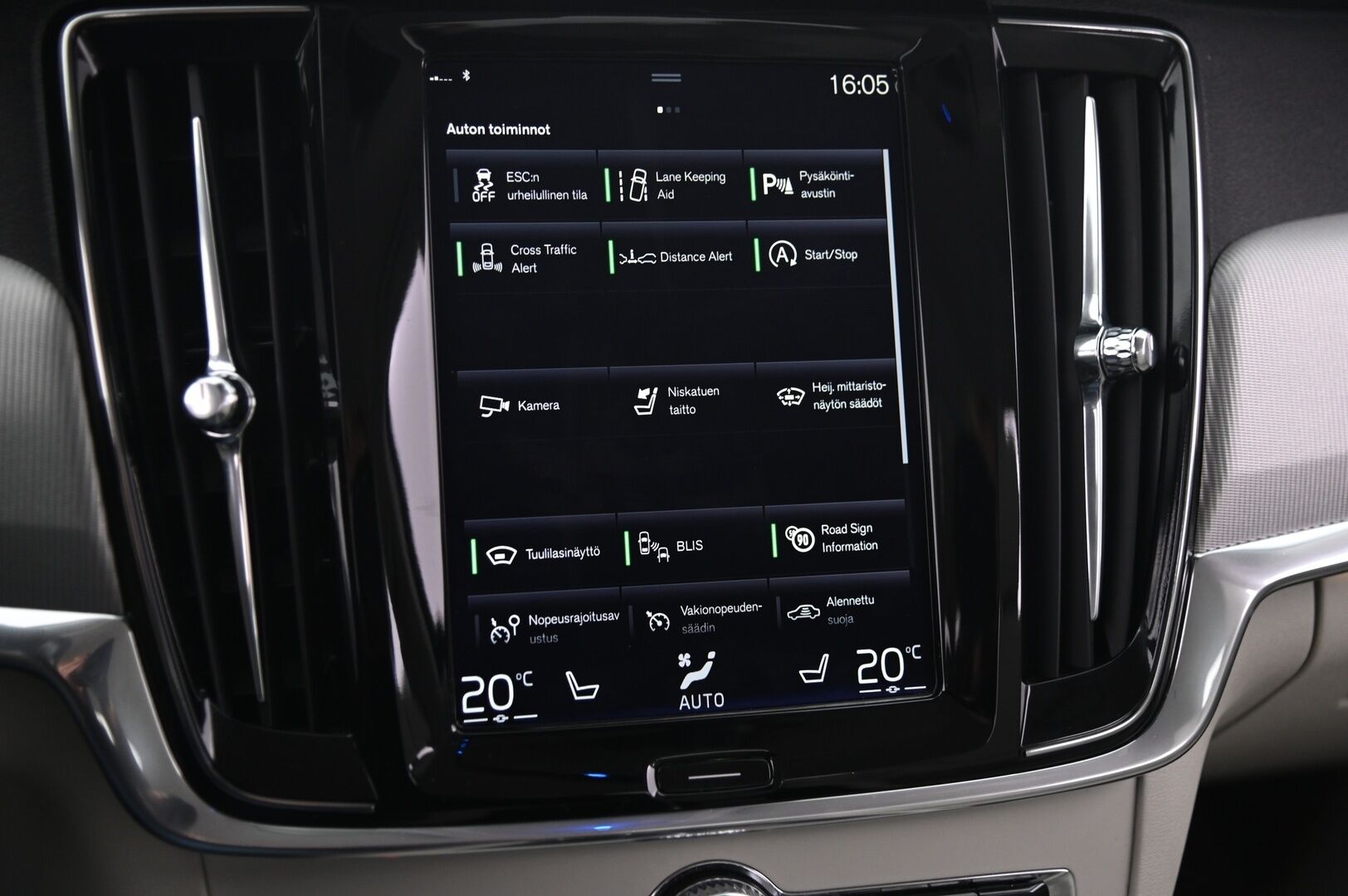 Volvo S90 2017 D4 AWD Inscription aut - 360° Kamera | Webasto | P.Kamera | Pilot assist | ACC | 2x renkaat&alumiinivanteet 