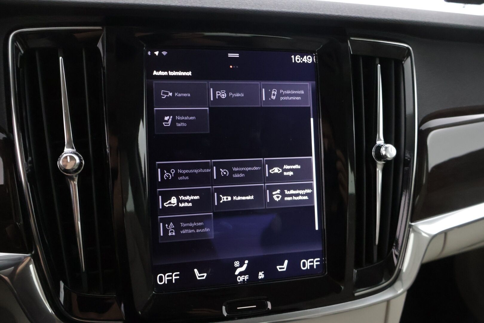 Volvo S90 2017 D4 AWD Inscription aut * Webasto / Autopilot / Koukku / Blis / ACC / Peruutuskamera / Keylessgo * - * Suomi-auto / 2xrenkaat / Ei Adblueta *