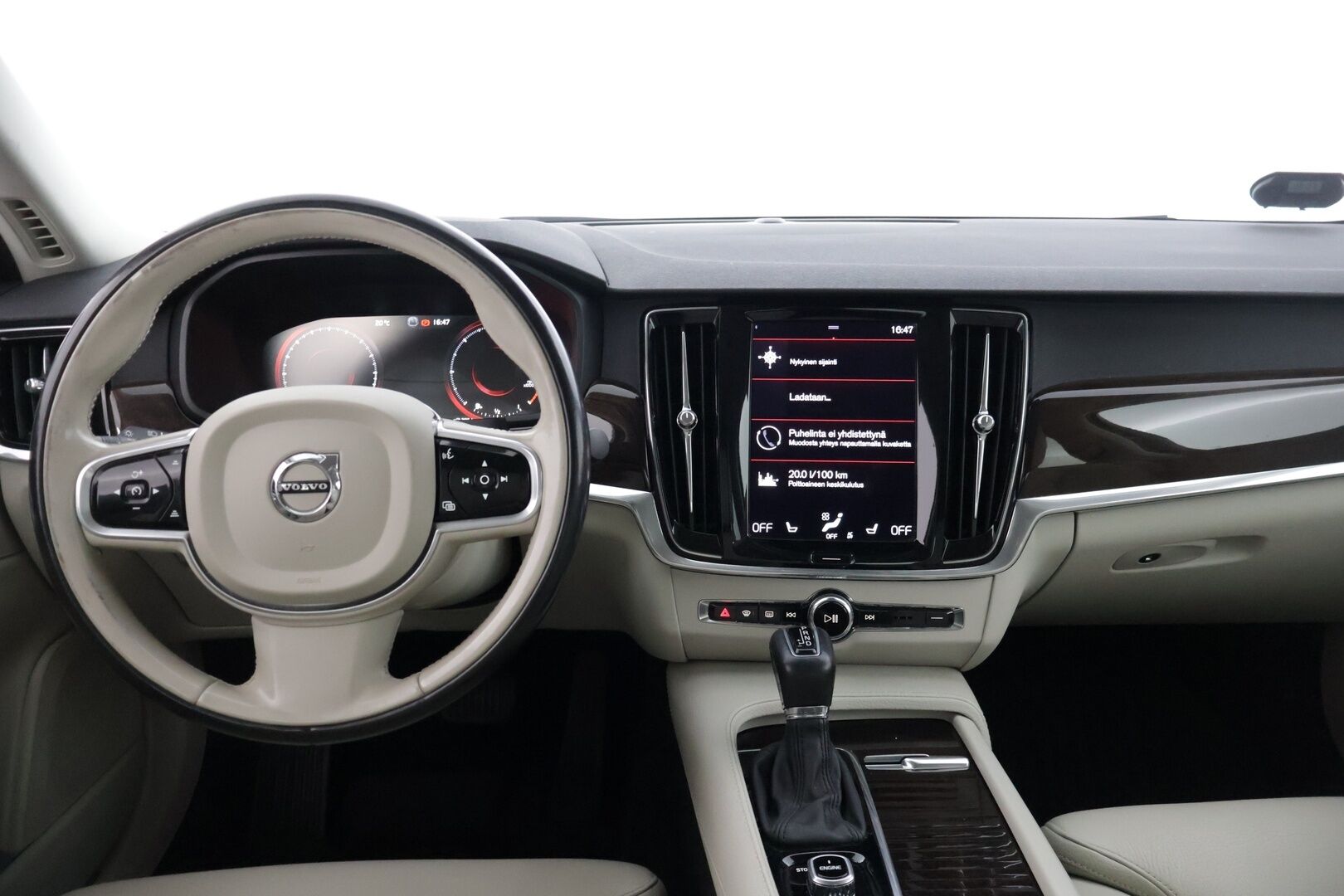 Volvo S90 2017 D4 AWD Inscription aut * Webasto / Autopilot / Koukku / Blis / ACC / Peruutuskamera / Keylessgo * - * Suomi-auto / 2xrenkaat / Ei Adblueta *