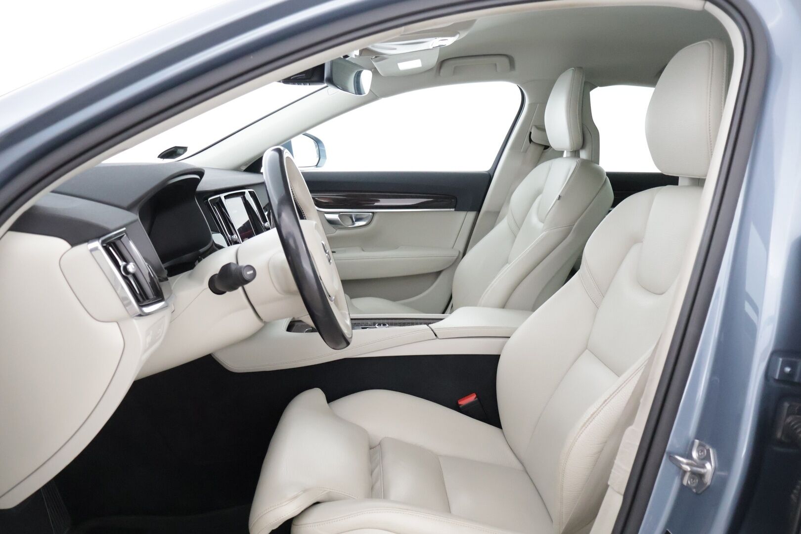 Volvo S90 2017 D4 AWD Inscription aut * Webasto / Autopilot / Koukku / Blis / ACC / Peruutuskamera / Keylessgo * - * Suomi-auto / 2xrenkaat / Ei Adblueta *