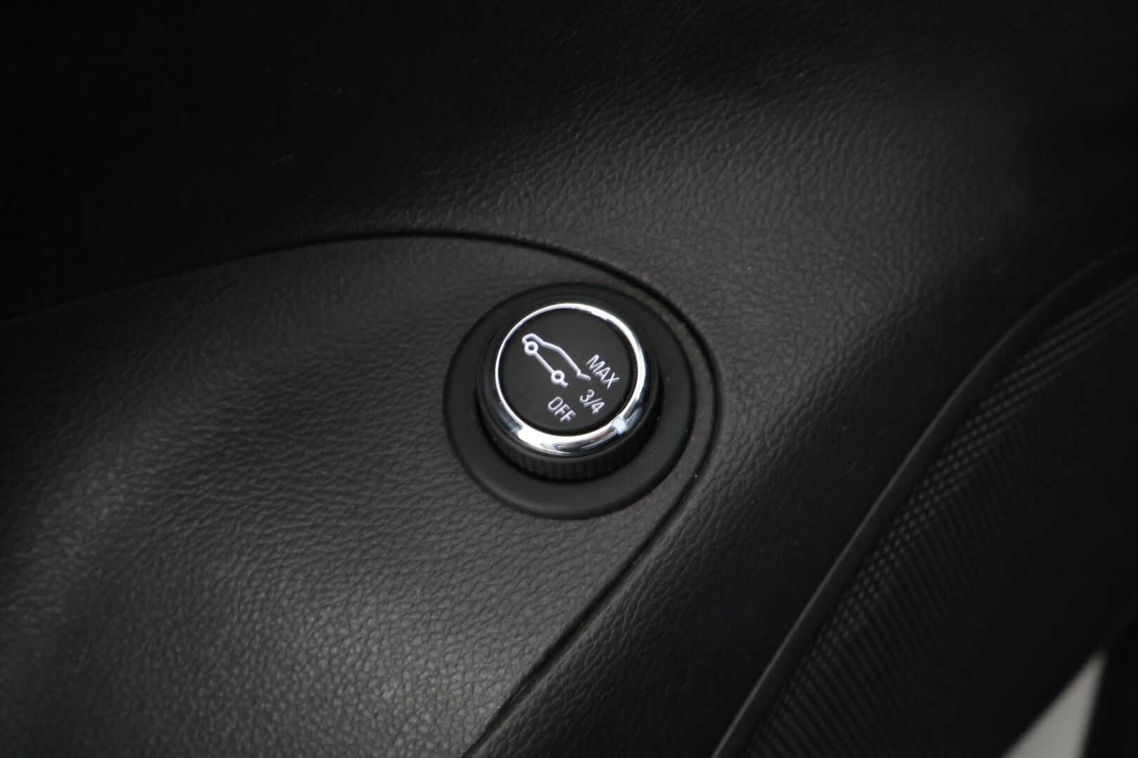 Opel Astra 2017 Sports Tourer Innovation 1,0 Turbo Start/Stop 77kW  *P-Kamera / BLIS / Kaistavahti / Navi / Keyless / Sähkökontti * - * Suomi-auto / Säännölliset huollot / Kustannustehokas *