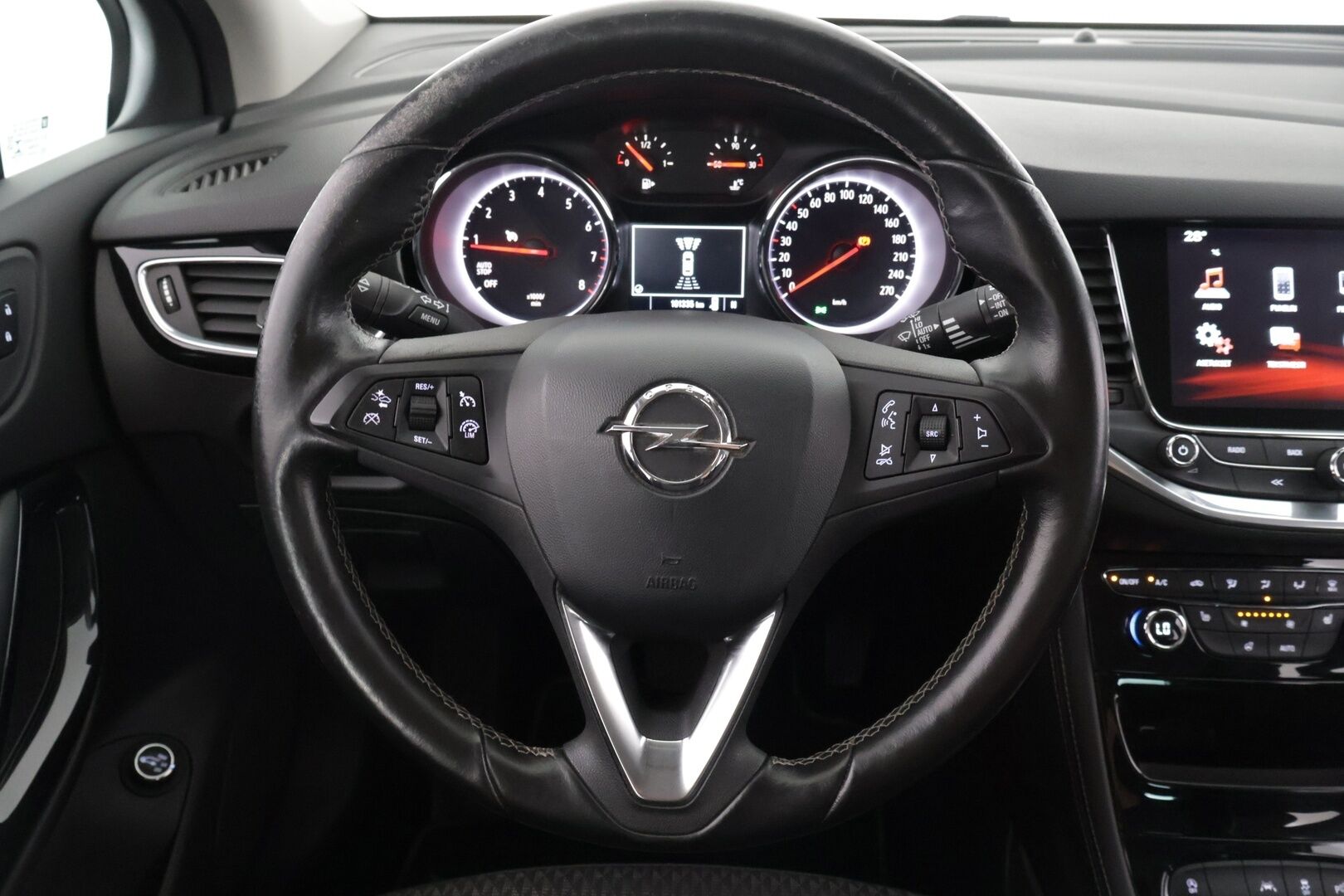 Opel Astra 2017 Sports Tourer Innovation 1,0 Turbo Start/Stop 77kW  *P-Kamera / BLIS / Kaistavahti / Navi / Keyless / Sähkökontti * - * Suomi-auto / Säännölliset huollot / Kustannustehokas *