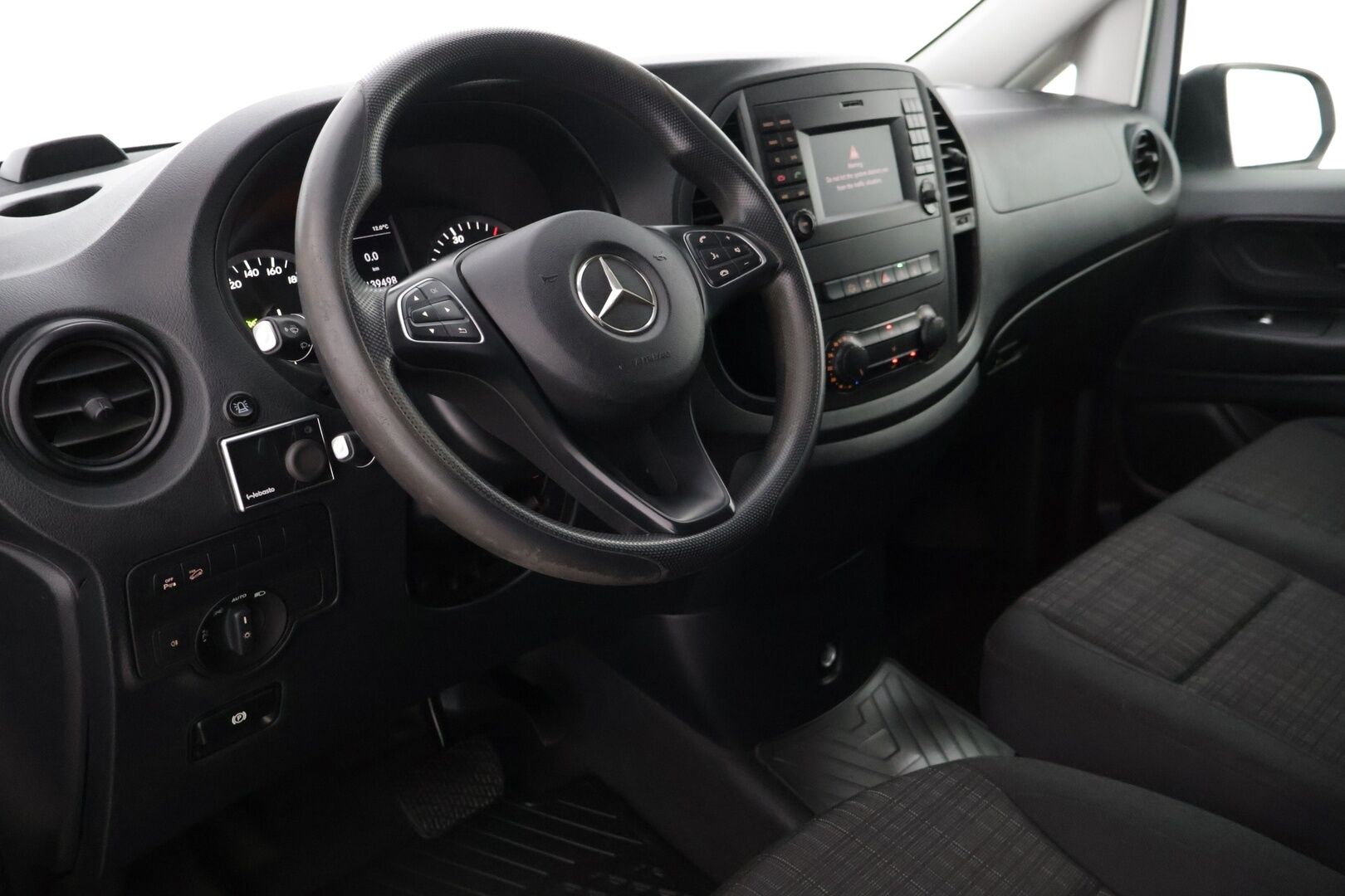 Mercedes-Benz Vito 2017 114CDI 4x4-3,05/34K pitkä A3 A *P.Kamera / Navi / ILS / Webasto / Koukku* - Kahdet renkaat / Merkkihuollot / Tutkat