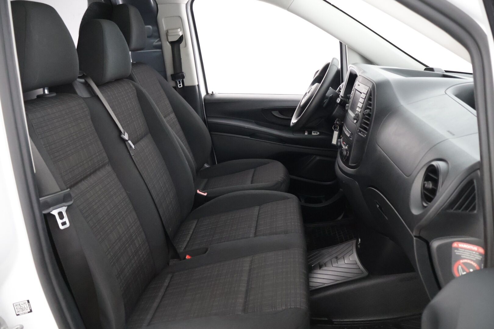Mercedes-Benz Vito 2017 114CDI 4x4-3,05/34K pitkä A3 A *P.Kamera / Navi / ILS / Webasto / Koukku* - Kahdet renkaat / Merkkihuollot / Tutkat