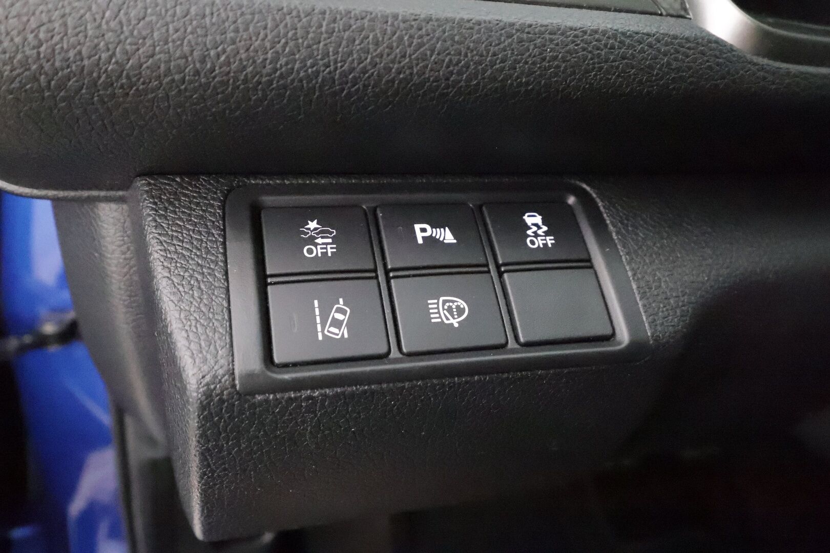 Honda Civic 2017 HB 129 hv Sport Premium AT - | ACC | Kattoluukku | Nahkaverhoilu | Koukku | LED | Lane Assist | BSM | Navi | Apple & Android | Keyless | P.kamera | Lohko+sisälämmitin | 2x renkaat aluin |