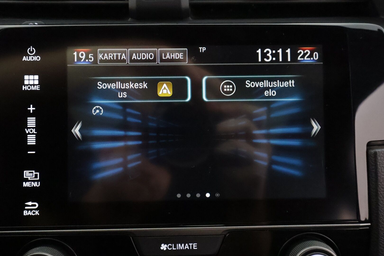 Honda Civic 2017 HB 129 hv Sport Premium AT - | ACC | Kattoluukku | Nahkaverhoilu | Koukku | LED | Lane Assist | BSM | Navi | Apple & Android | Keyless | P.kamera | Lohko+sisälämmitin | 2x renkaat aluin |