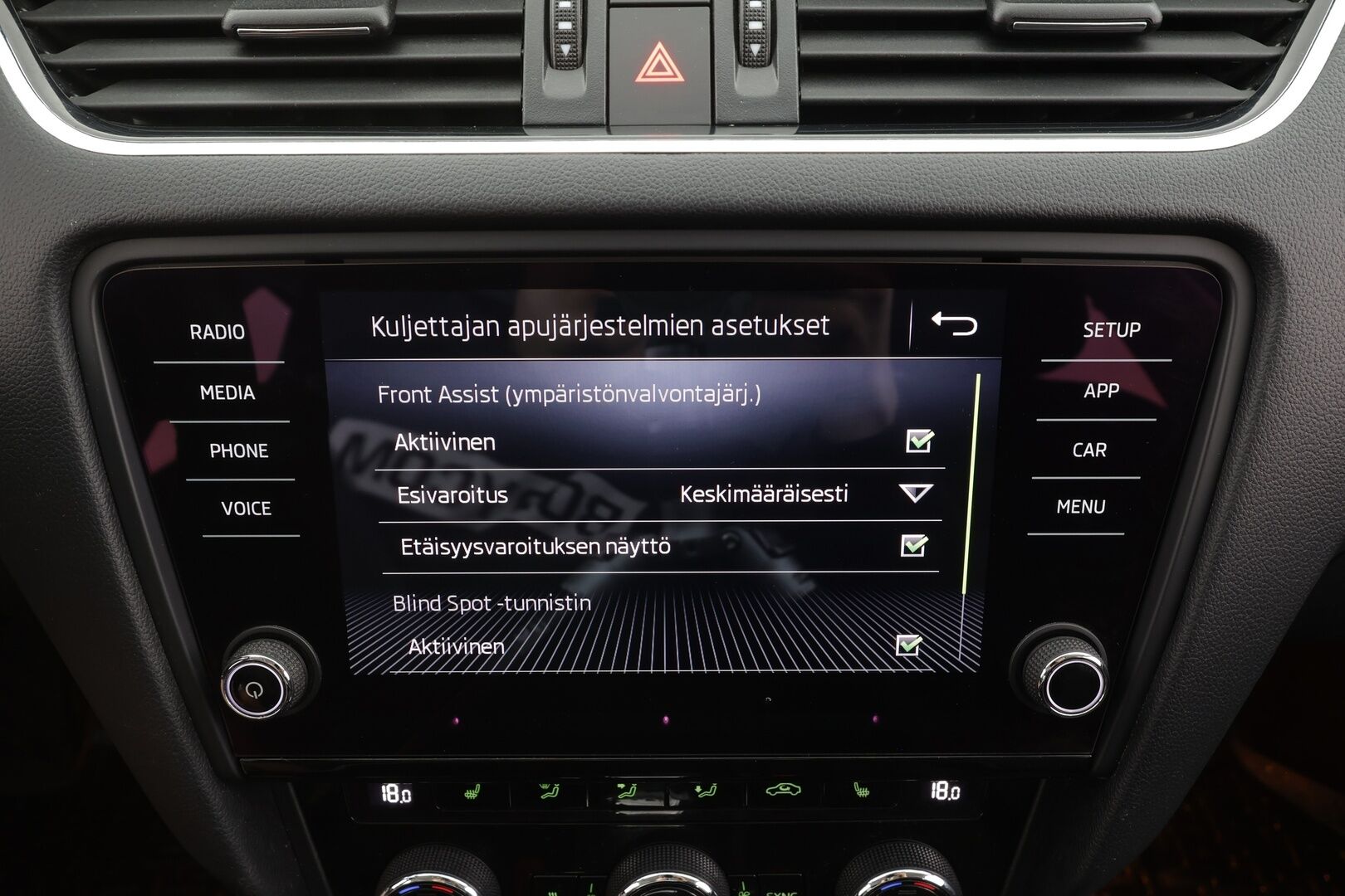 Skoda Octavia 2017 Combi 1,0 TSI Style DSG Autom. - KATSO HINTA! | Vakkari | Webasto | P.Kamera | LED | Ratinlämmitin | Apple&Android | Suomi-auto | Kahdet Renkaat |