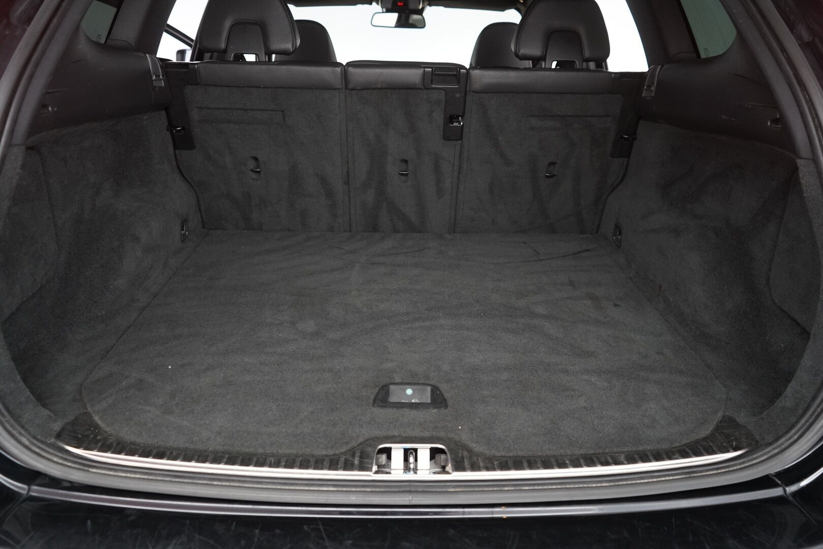 Volvo XC60 2014 D3 Business Summum aut * Webasto / Nahkasisusta / Premium Sound / Sähkökontti / Parkkitutkat * - Juuri katsastettu / Jakohihna vaihdettu 12/25