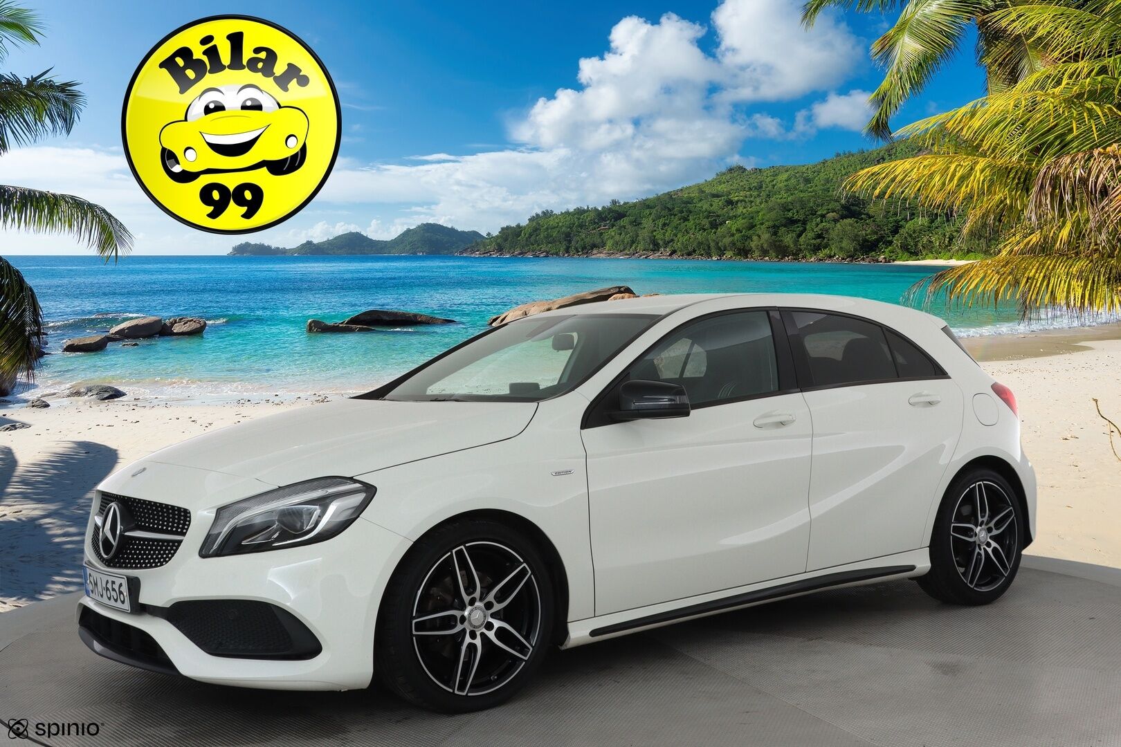 Mercedes-Benz A 2017 180 A White Art Edition AMG **LED-High Performance / P.Kamera / Vakkari / Sporttipenkit / Nahka-Alcantara** - 1-om Suomi-auto / Kahdet Renkaat