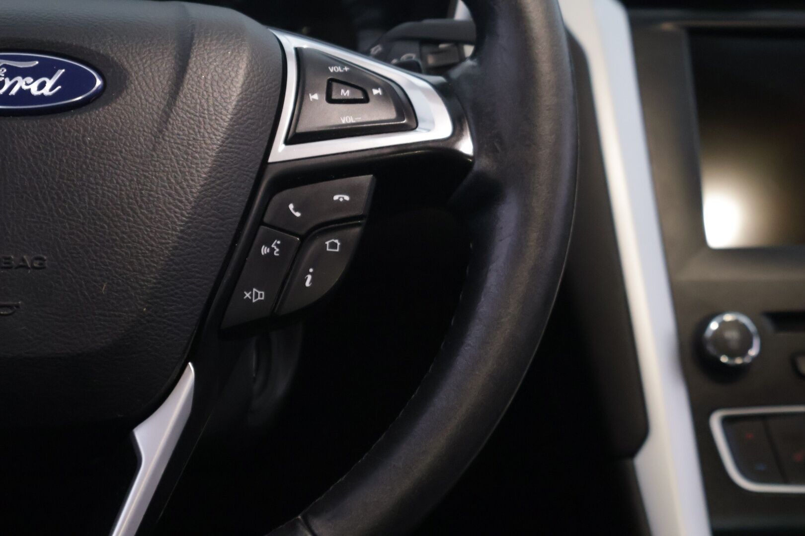 Ford Mondeo 2017 2,0 TDCi 150hv PowerShift A6 Trend 5D - *Myydään Huutokaupat.com*