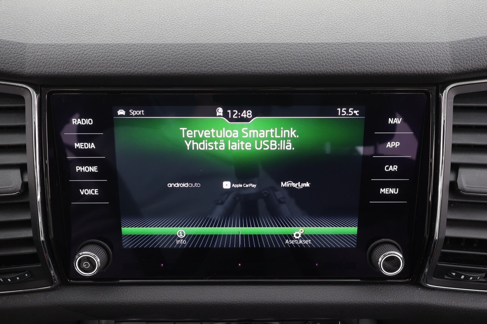 Skoda Kodiaq 2018 1,4 TSI ACT Style DSG 7-P * Webasto / Koukku / Canton / ACC / Panorama / Muistipenkit / P.Tutkat / Navi / Keyless * - 1-om Suomi-auto / Kahdet renkaat aluvanteilla - HULLUT AVAJAISHULINAT KORKOTARJOUS 3,29 %