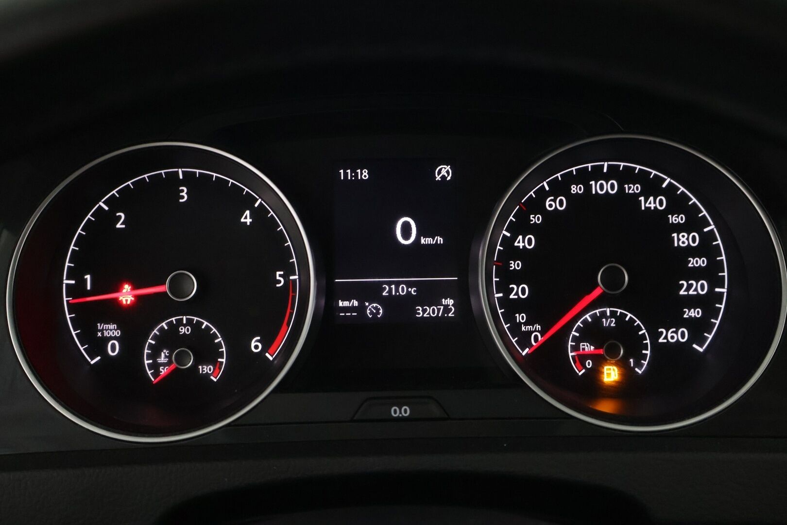 Volkswagen Golf 2018 Variant Comfortline 1,6 TDI 85 kW (115 hv) - | Juuri huollettu | Ei adblue | Suomi-auto | 2x Nokian renkaat | ACC | Kamera | Carplay | 