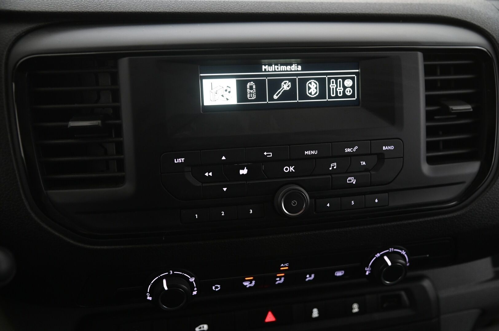 Toyota Proace 2018 L1 2,0 D 120 *Jakopää tehty / Webasto / 2x renkaat / Vakkari* - *Suomi-auto / Jakopää tehty viimeisimmässä huollossa*