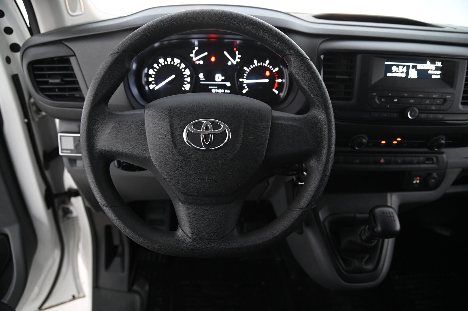 Toyota Proace 2018 L1 2,0 D 120 *Jakopää tehty / Webasto / 2x renkaat / Vakkari* - *Suomi-auto / Jakopää tehty viimeisimmässä huollossa*