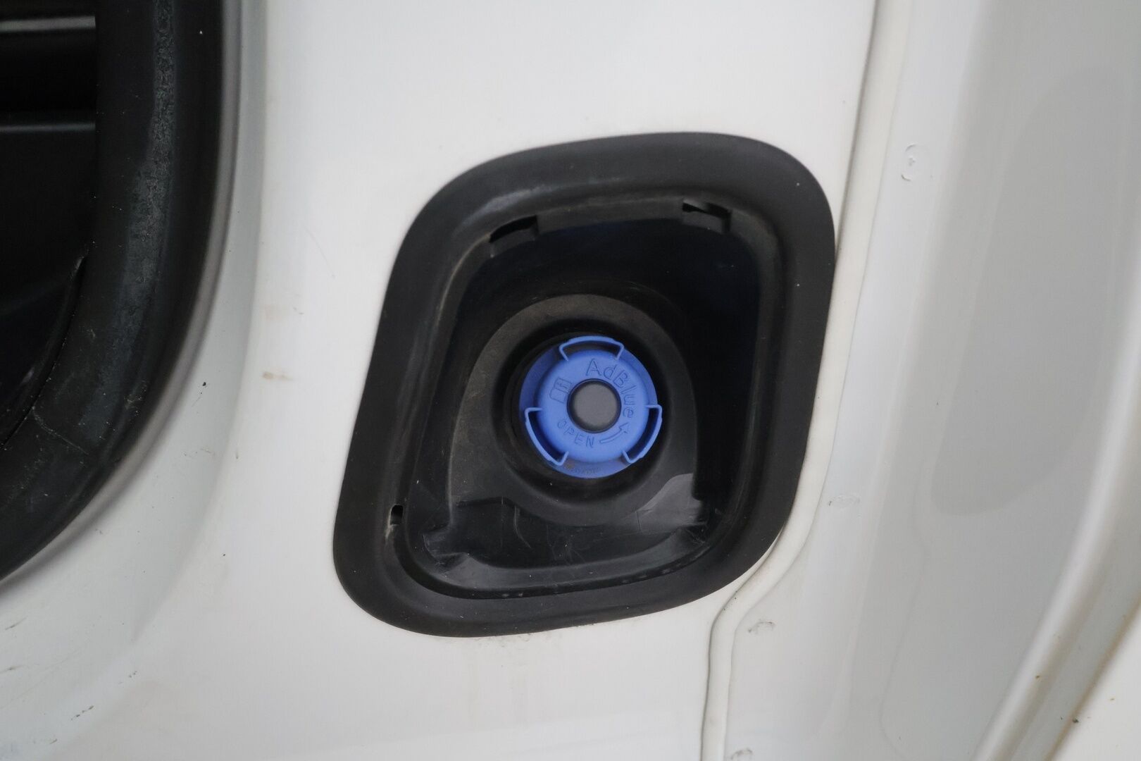 Toyota Proace Verso 2018 Active L2 2,0 D 150 9-P * Lohkolämmitin / Koukku / Vakkari / Bluetooth / Ilmastointi * - Suomi-auto / Kahdet renkaat