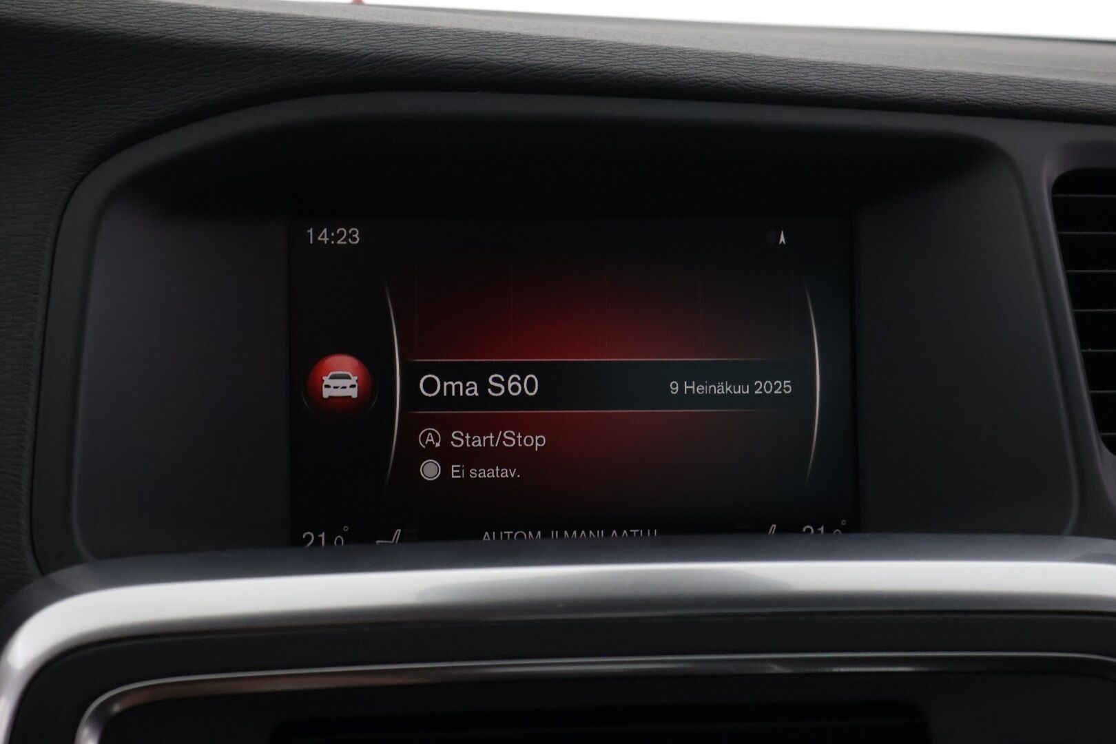 Volvo S60 2018 T4 Classic R-Design aut *Volvo On Call / Koukku / Webasto / 19" Alut* - *Suomi-Auto / 2xrenkaat ja vanteet / Merkkiliikkeen huoltohistoria*