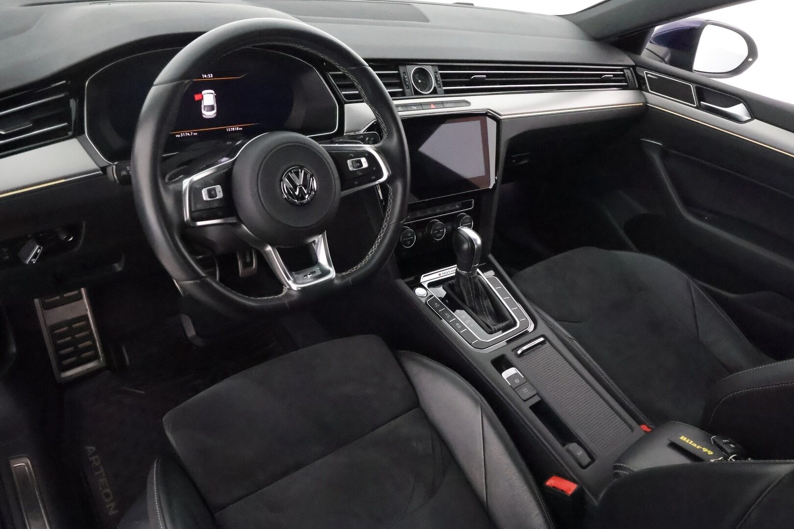 Volkswagen Arteon 2018 R-Line TSI  4MOTION DSG-autom - **Lasikattoluukko / 360° Kamera / Webasto / Koukku / Matrix-LED / DYNaudio**