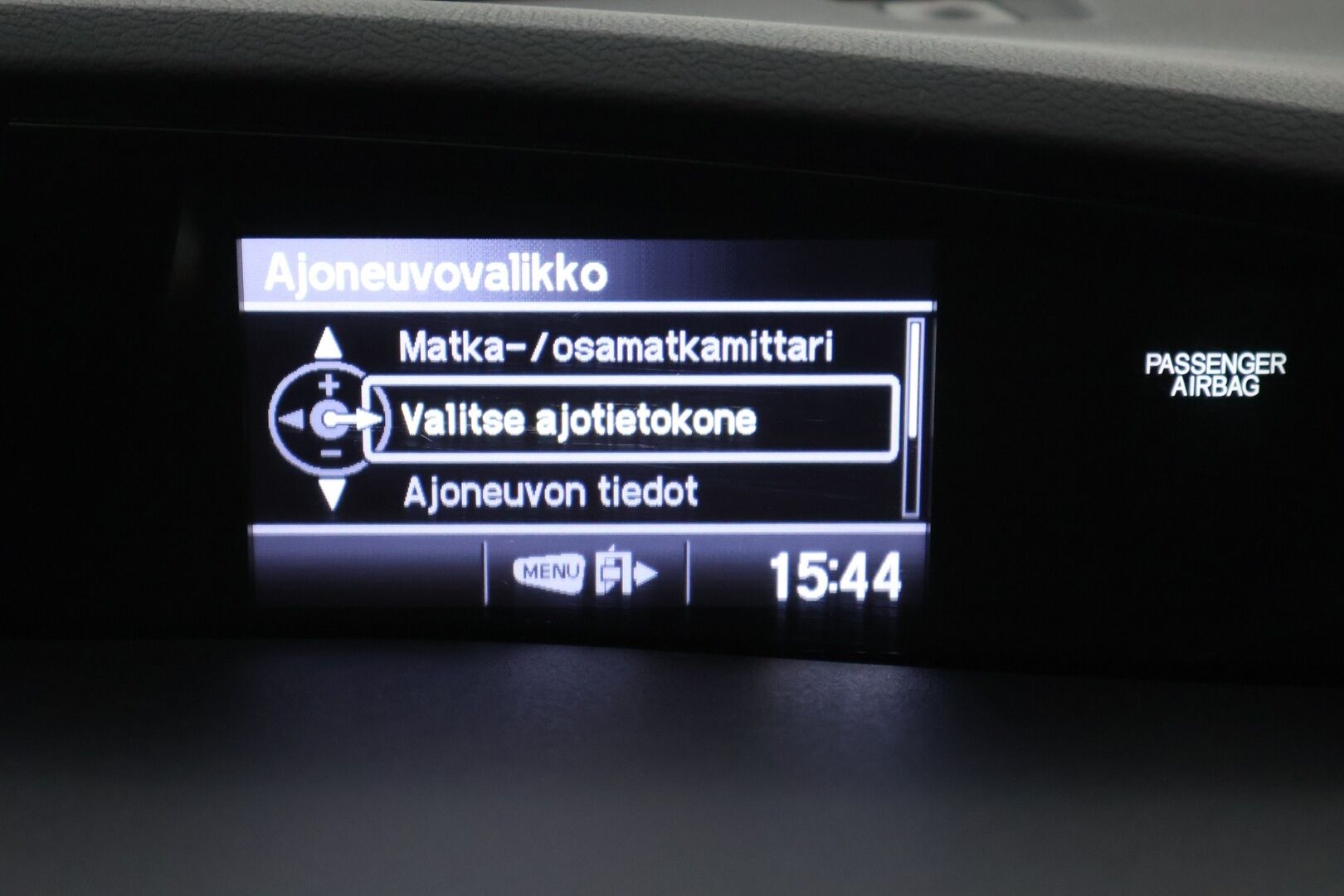 Honda Civic 2018 Tourer 1,8 Sport MT - Suomiauto / Peruutuskamera / BLIS / Navigointi / Lohko & Sisäpistoke / Vetokoukku / Hiljattain huollettu ja katsastettu!