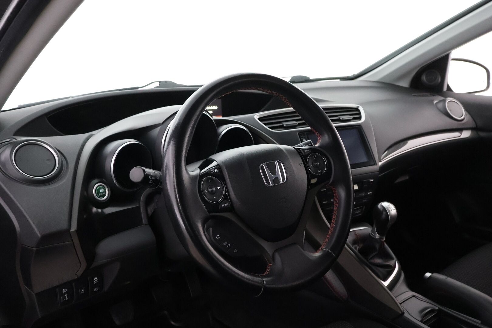 Honda Civic 2018 Tourer 1,8 Sport MT - Suomiauto / Peruutuskamera / BLIS / Navigointi / Lohko & Sisäpistoke / Vetokoukku / Hiljattain huollettu ja katsastettu!