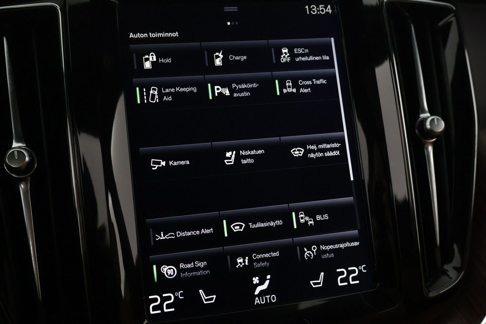 Volvo XC60 2018 T8 AWD Business Inscription aut * B&W / Ilma-alusta / HUD / Webasto / LED / 360 Kamera / Keyless  * - Juuri huollettu / Juuri vaihdettu jakopää / Kahdet hyvät renkaat / Bowers & Wilkins * - HULLU BLACKWEEK KORKOTARJOUS 2,49%