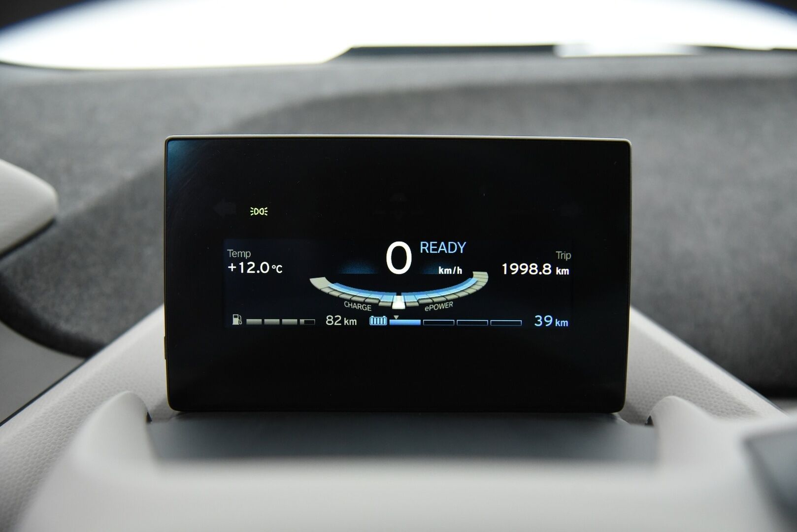 BMW i3 2017 94Ah REX Charged Edition / 2-om. Suomi-auto / Vakkari / Navi / 2x renkaat&vanteet / Esilämmitys / - Entinen esittelyauto! / Todella siisti / SOH 87%! / Akun arvosana 97/100 pistettä!
