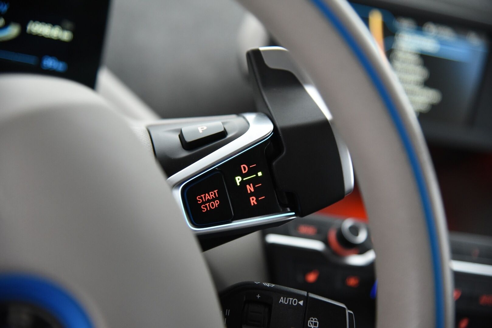 BMW i3 2017 94Ah REX Charged Edition / 2-om. Suomi-auto / Vakkari / Navi / 2x renkaat&vanteet / Esilämmitys / - Entinen esittelyauto! / Todella siisti / SOH 87%! / Akun arvosana 97/100 pistettä!