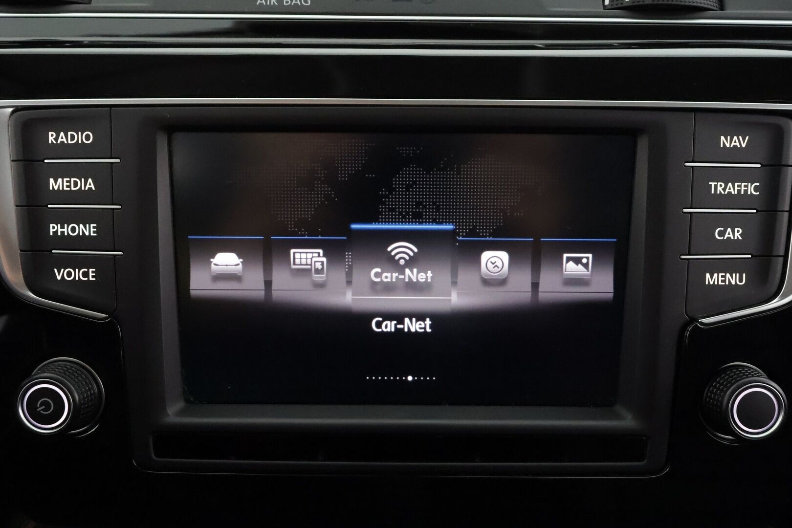 Volkswagen Touran 2017 Comfortline 1,6 TDI SCR 85 kW DSG 7-P * ACC / Koukku / Sisätilanlämmitin / P.kamera / Hierova penkki / Navi * - Kahdet renkaat - HULLU BLACKWEEK KORKOTARJOUS 2,49%