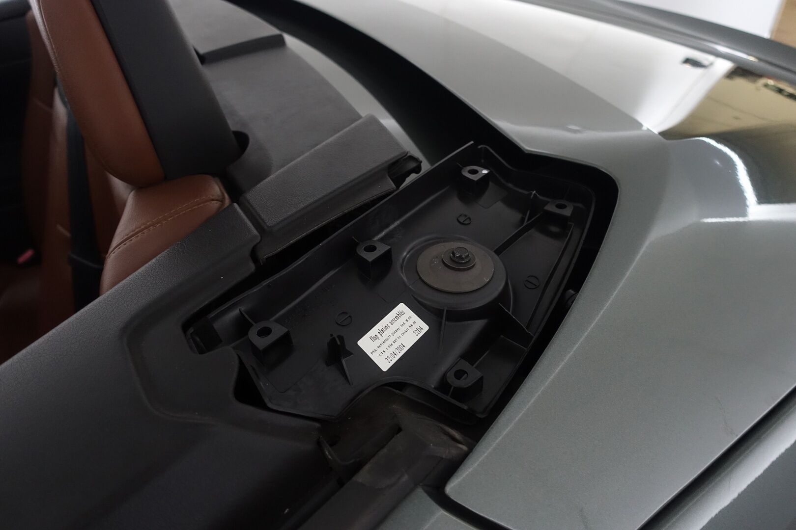 Peugeot 307 2004 CC Avoauto | Myydään Huutokaupat.com ! | - | Myydään huutokaupat.com! | Pitkä leima! | Kytkin uusittu | Ruskeat nahkapenkit | Kenwood-soitin | JBL-HiFi | Ilmastointi | Huoltokirja |