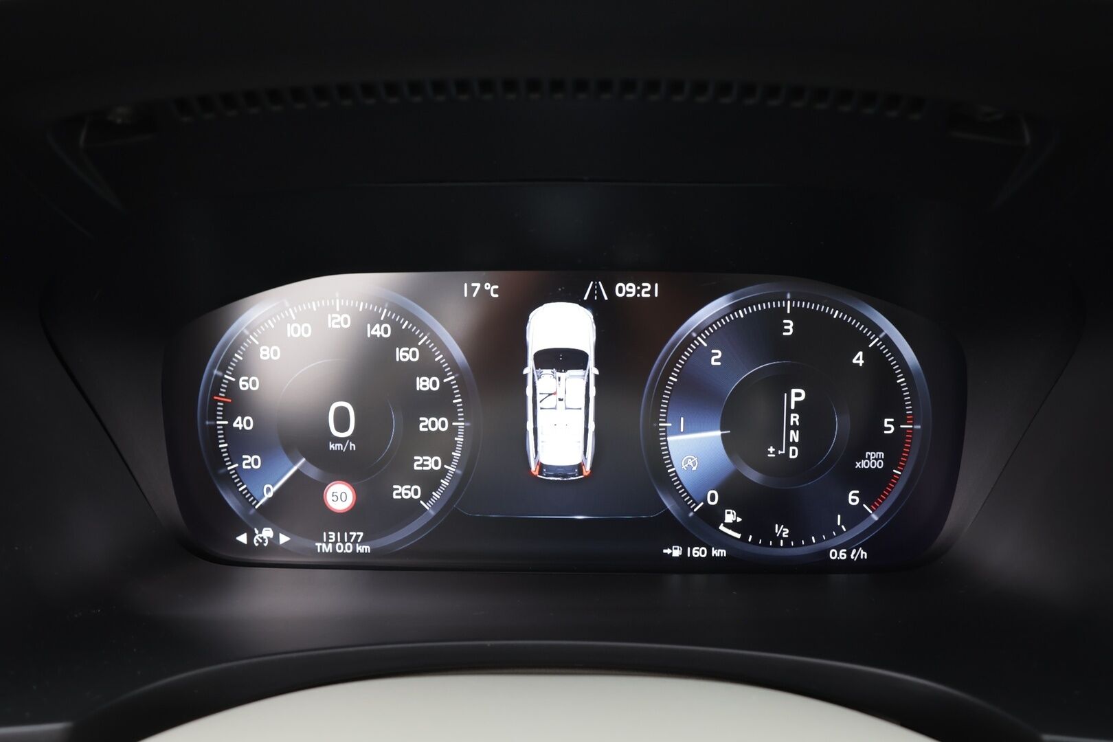 Volvo V90 CROSS COUNTRY 2018 D5 AWD Pro aut * ACC / HUD / P.kamera / Full LED / Navi / Muistipenkki / Koukku / Vaaleat nahat / KeylessGo * - 1.Om Suomi-auto / Kahdet renkaat aluvanteilla / Merkkihuollettu