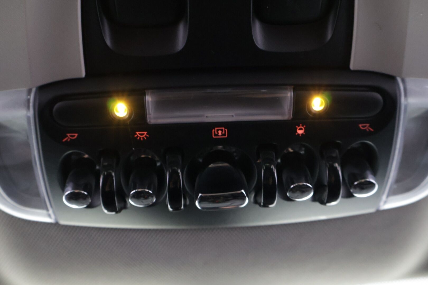 MINI Countryman 2018 Cooper S E ALL4 Business *Nahka-alcantara / Kattoikkuna / Vakionopeudensäädin / Led* - *Kompakti / Taloudellinen / Tyylikäs*