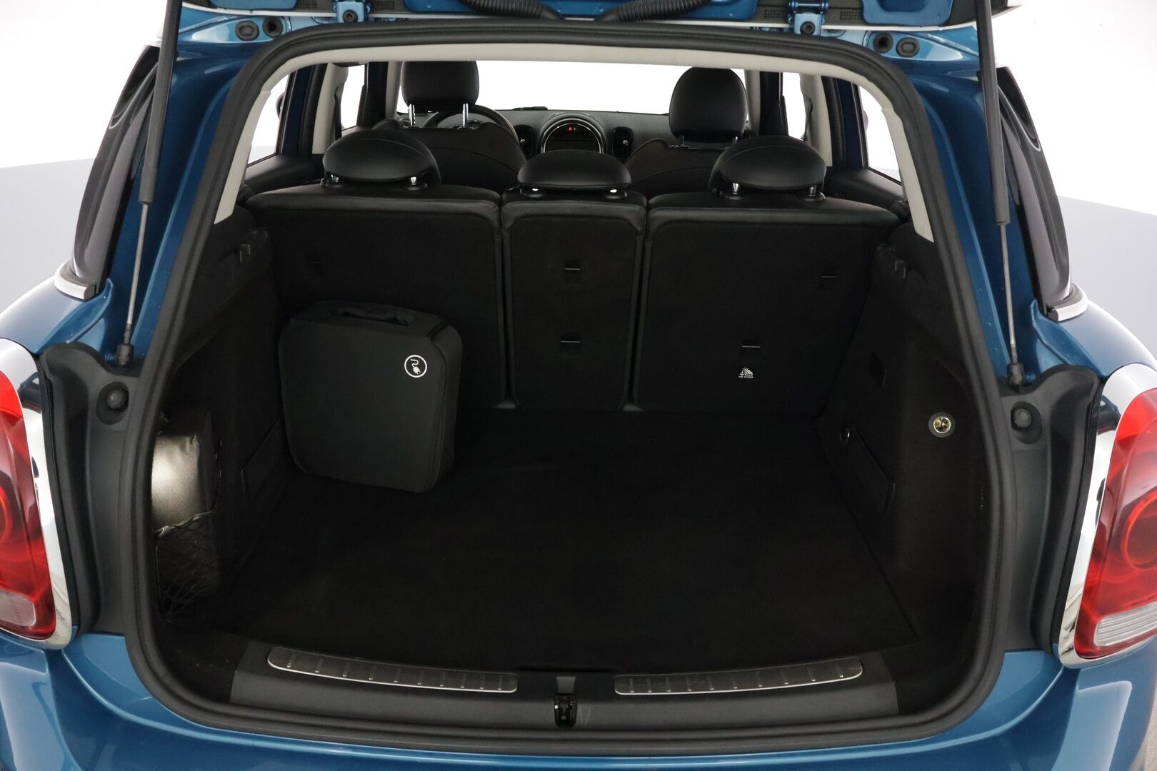 MINI Countryman 2018 Cooper S E ALL4 Business *Nahka-alcantara / Kattoikkuna / Vakionopeudensäädin / Led* - *Kompakti / Taloudellinen / Tyylikäs*