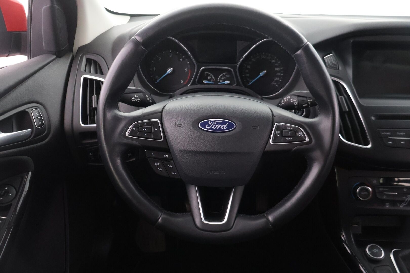Ford Focus 2018 1,5 TDCi 105hv ECOnetic Technology M6 Titanium Wagon - * Juuri saapunut! *