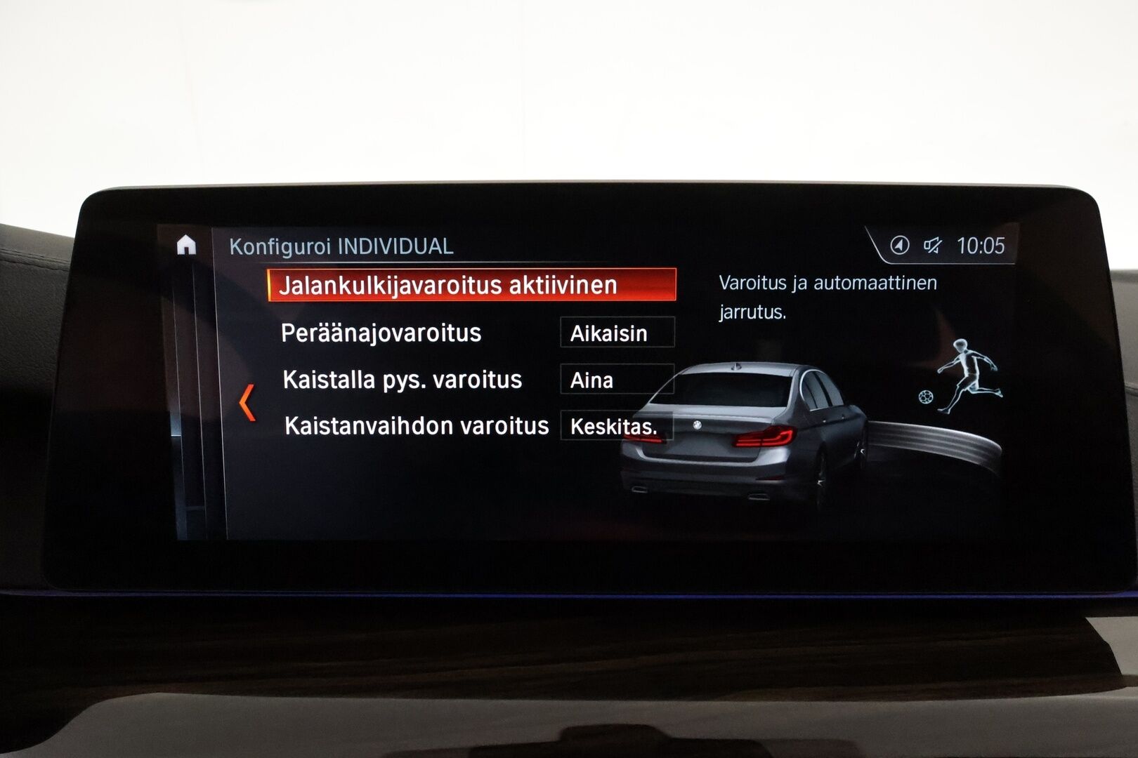 BMW 520 2018 G30 Sedan 520d A xDrive Business Comfort **Webasto / Koukku / ACC / Adapt.LED / H&K / 360° / Sporttinahat Muistilla** - Suomi-auto / Kahdet Renkaat / **HUIPPU KAMOILLA**