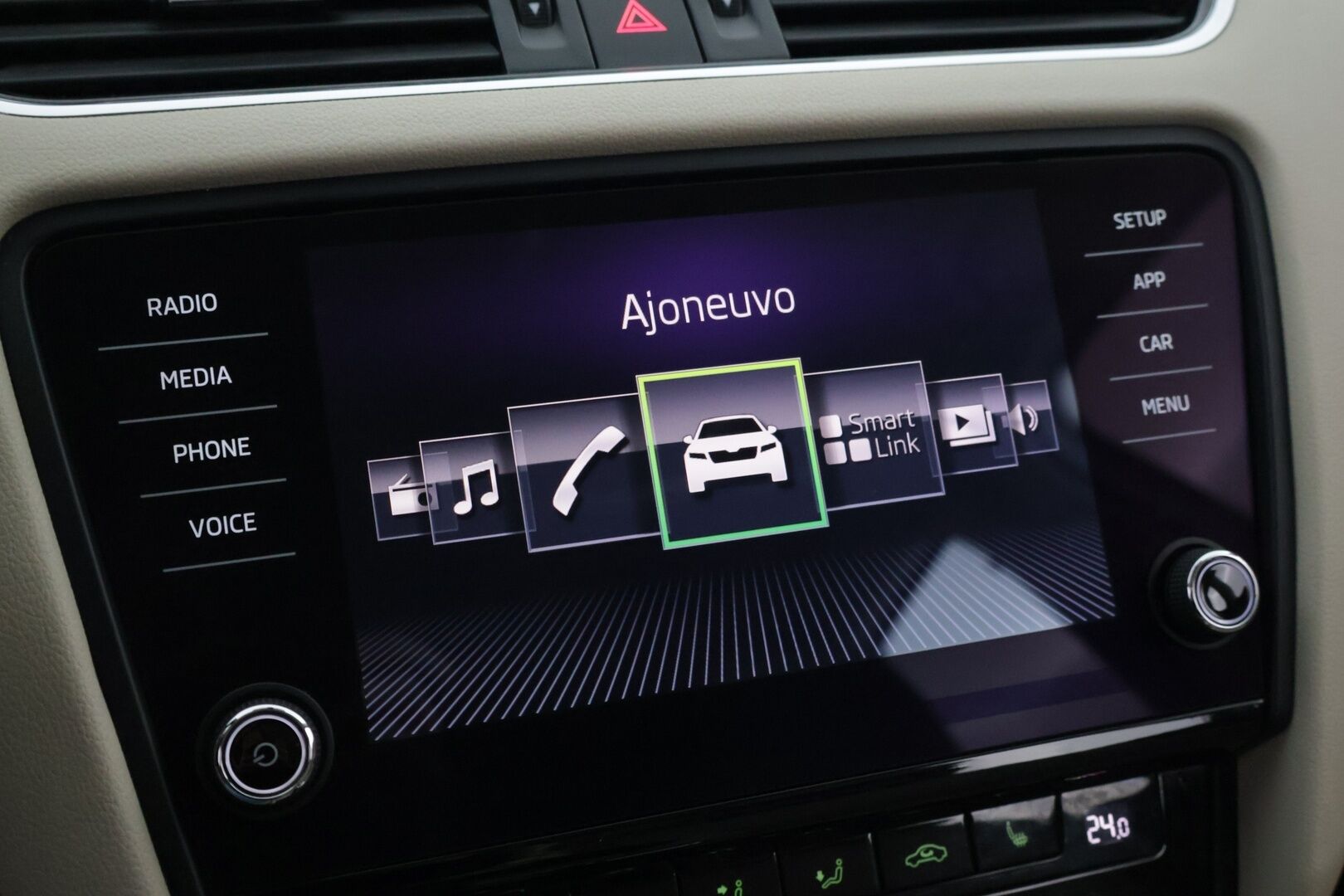 Skoda Octavia 2017 Combi 2,0 TDI 184 4x4 Style DSG Autom. *Webasto / Adapt. LED / Keyless / P-Kamera* - *BLIS / CarPlay & Android Auto / Vakkari* - HULLUT BLACKWEEK JATKOT - KORKOTARJOUS 2,49%