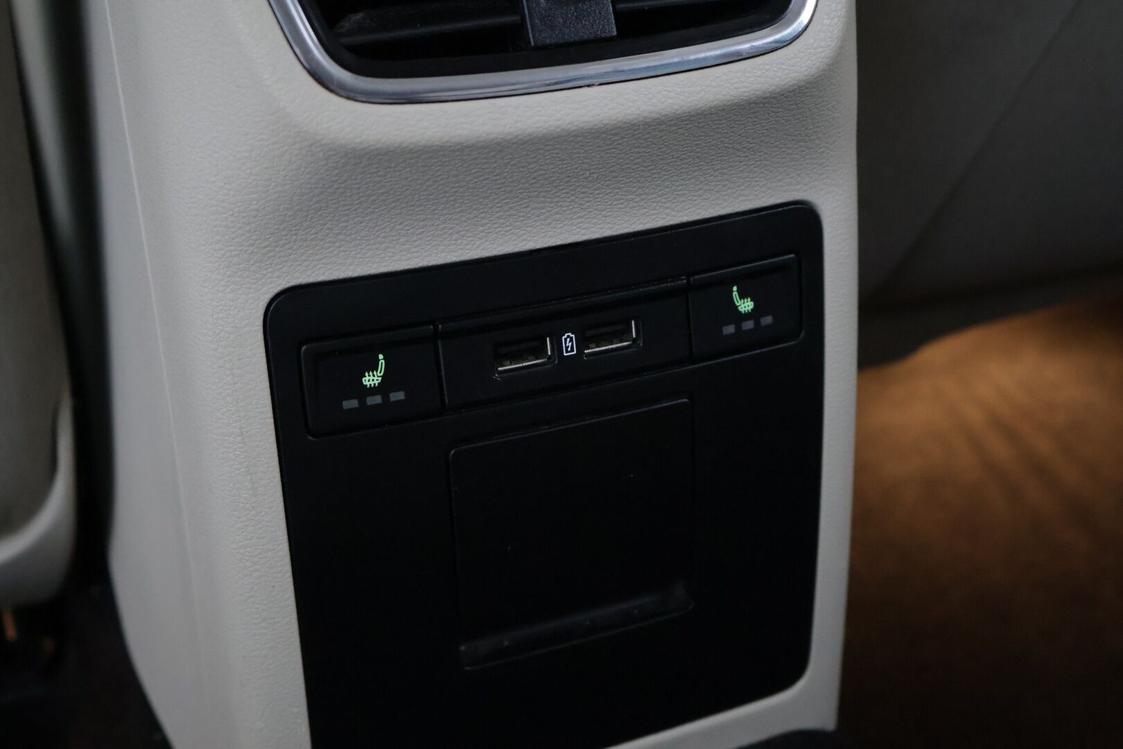 Skoda Octavia 2017 Combi 2,0 TDI 184 4x4 Style DSG Autom. *Webasto / Adapt. LED / Keyless / P-Kamera* - *BLIS / CarPlay & Android Auto / Vakkari* - HULLUT BLACKWEEK JATKOT - KORKOTARJOUS 2,49%