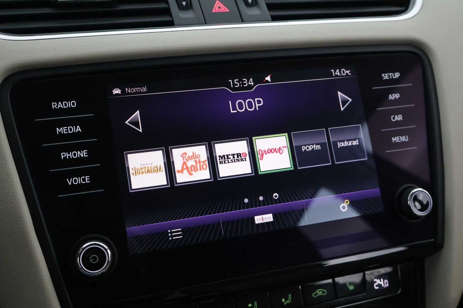 Skoda Octavia 2017 Combi 2,0 TDI 184 4x4 Style DSG Autom. *Webasto / Adapt. LED / Keyless / P-Kamera* - *BLIS / CarPlay & Android Auto / Vakkari* - HULLUT BLACKWEEK JATKOT - KORKOTARJOUS 2,49%