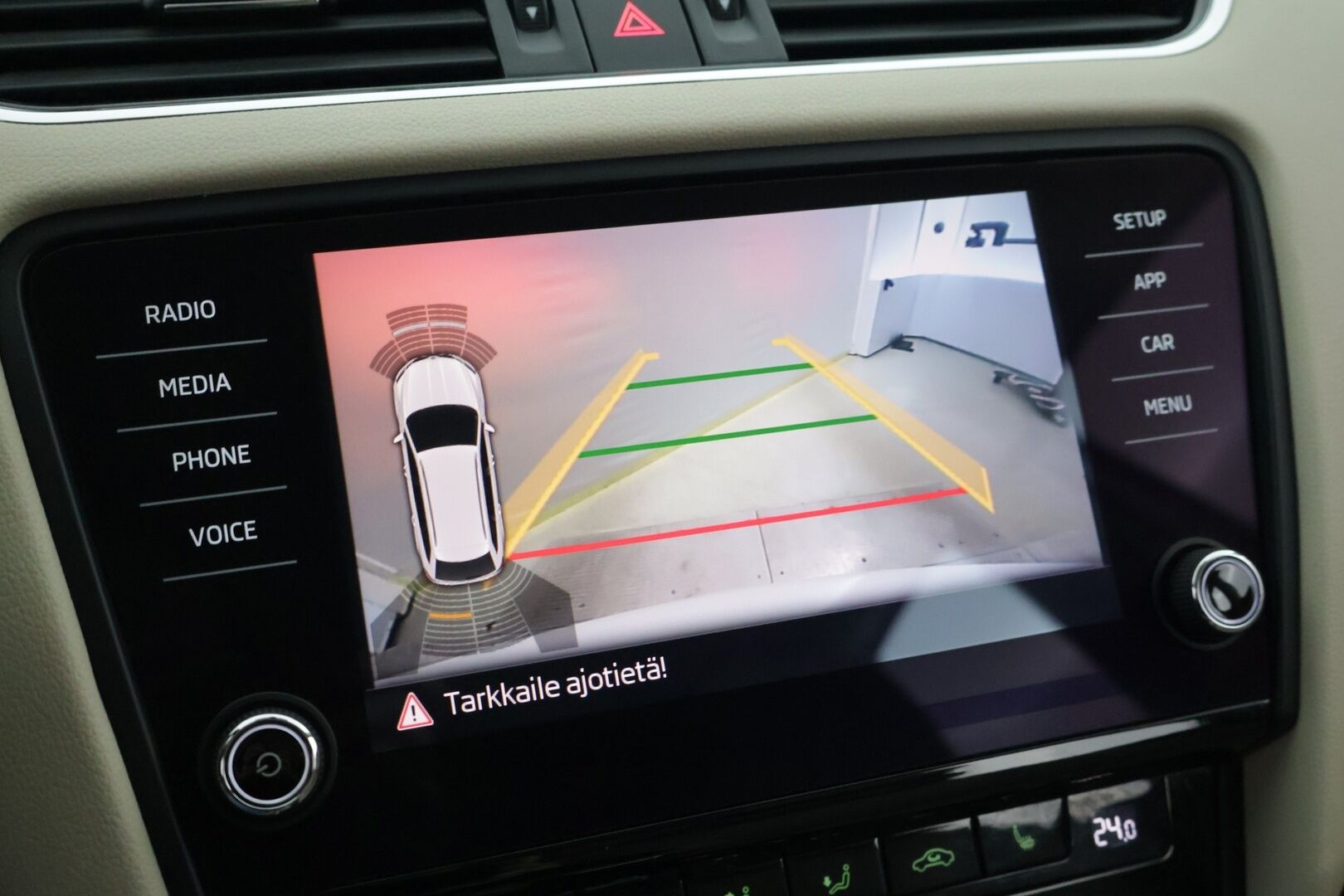 Skoda Octavia 2017 Combi 2,0 TDI 184 4x4 Style DSG Autom. *Webasto / Adapt. LED / Keyless / P-Kamera* - *BLIS / CarPlay & Android Auto / Vakkari* - HULLUT BLACKWEEK JATKOT - KORKOTARJOUS 2,49%