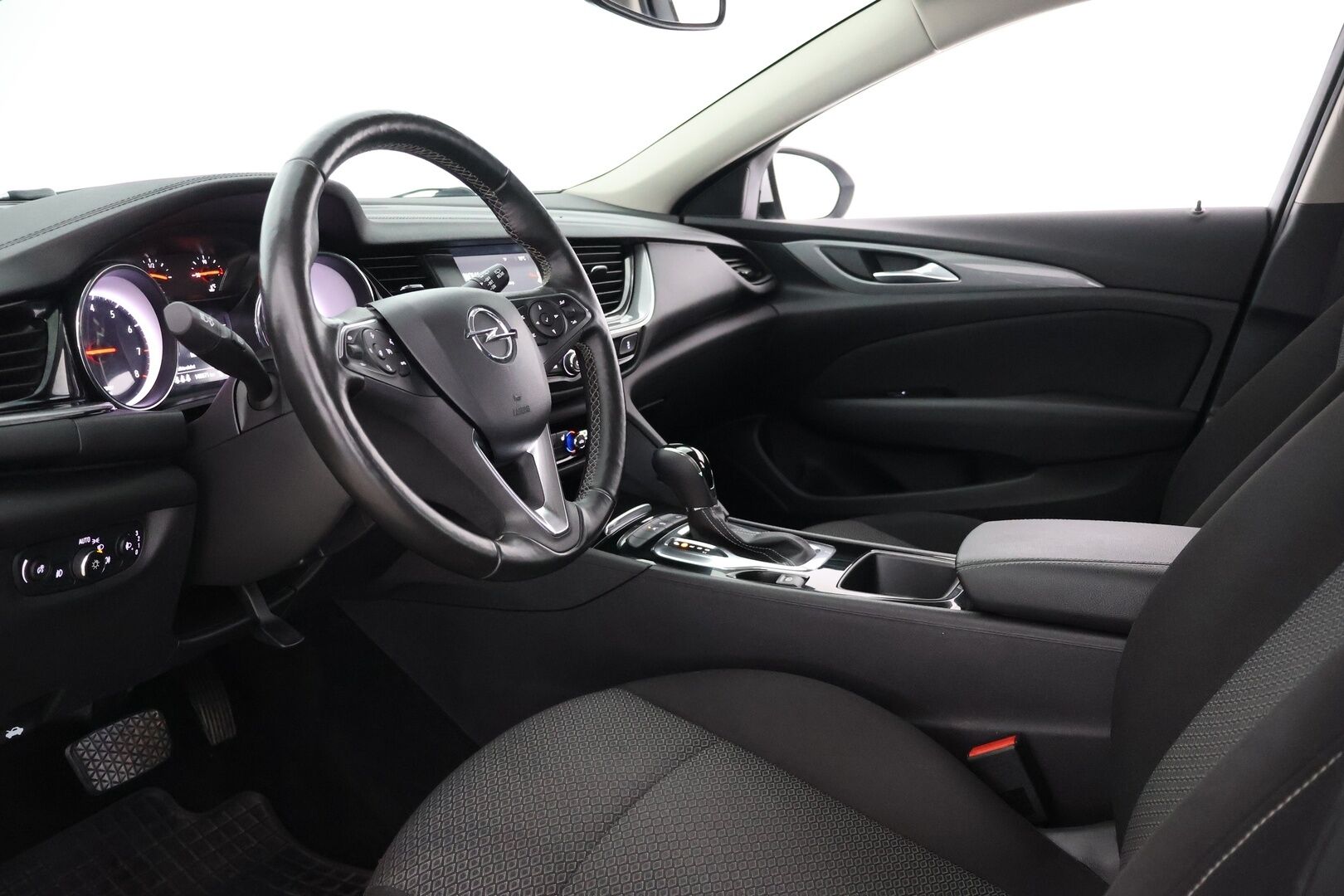 Opel Insignia 2018 Sports Tourer Enjoy 1,5 Turbo Start/Stop 121kW AT6 - | P-Tutkat | Keyless | LED-Lisävalo | Apple&Android | Kaukovaloautomatiikka | Kaistavahti